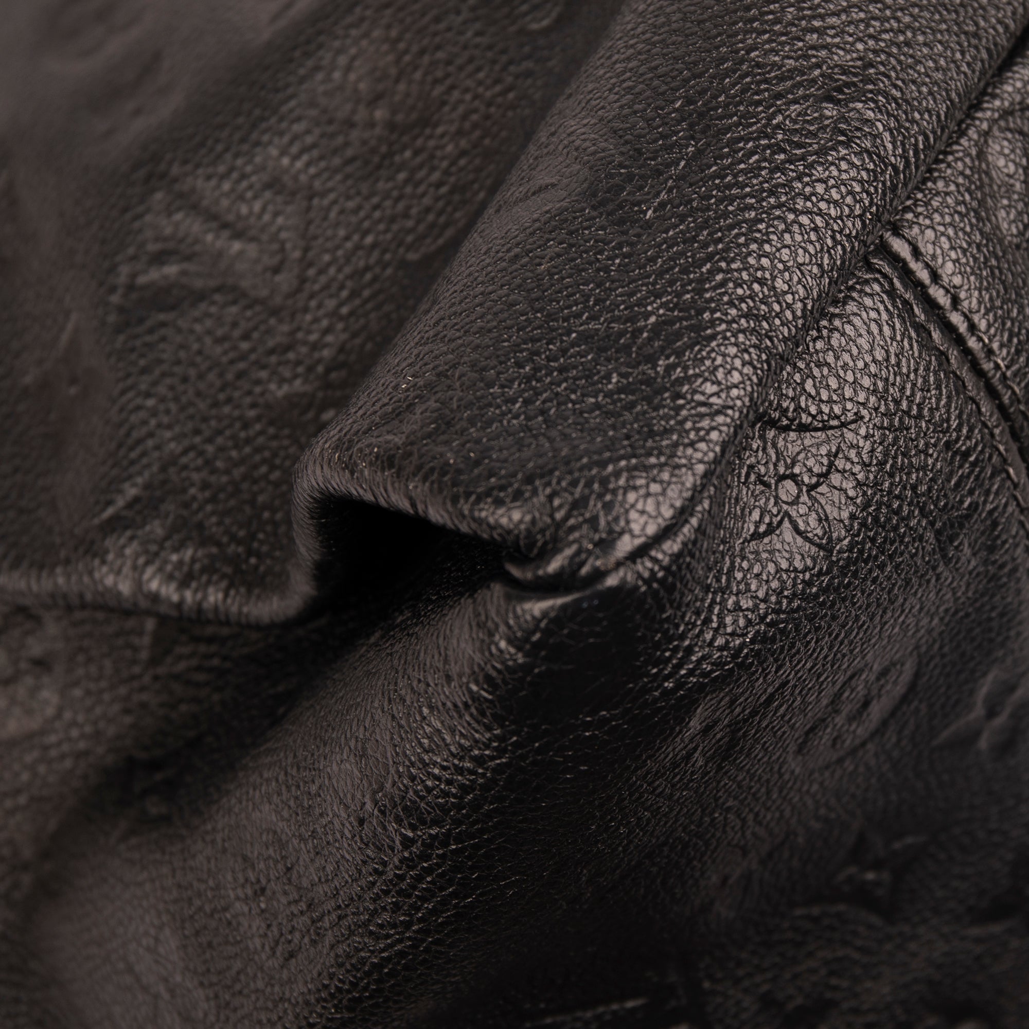 Louis Vuitton Black Monogram Empreinte Artsy MM