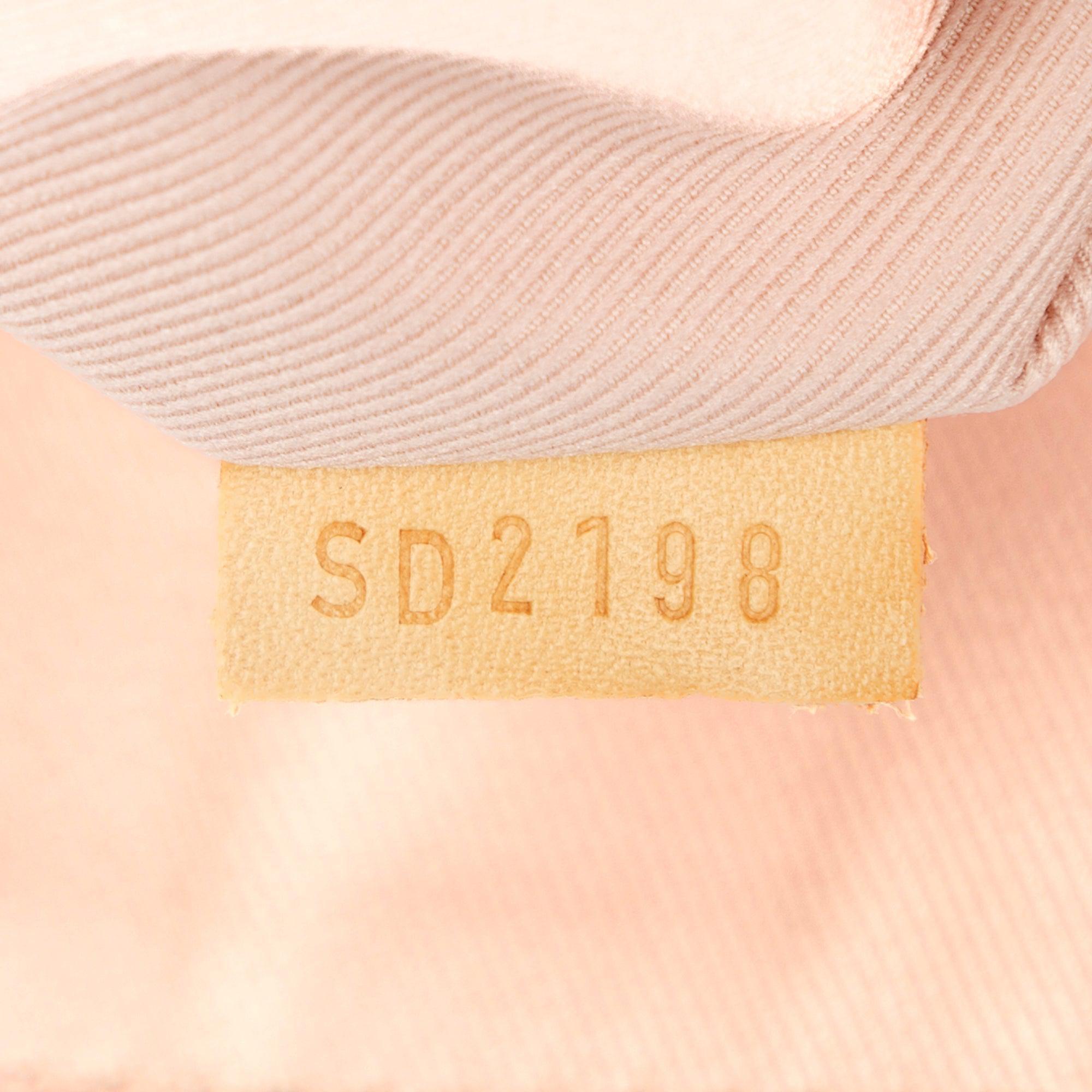 Louis Vuitton Damier Azur Graceful MM