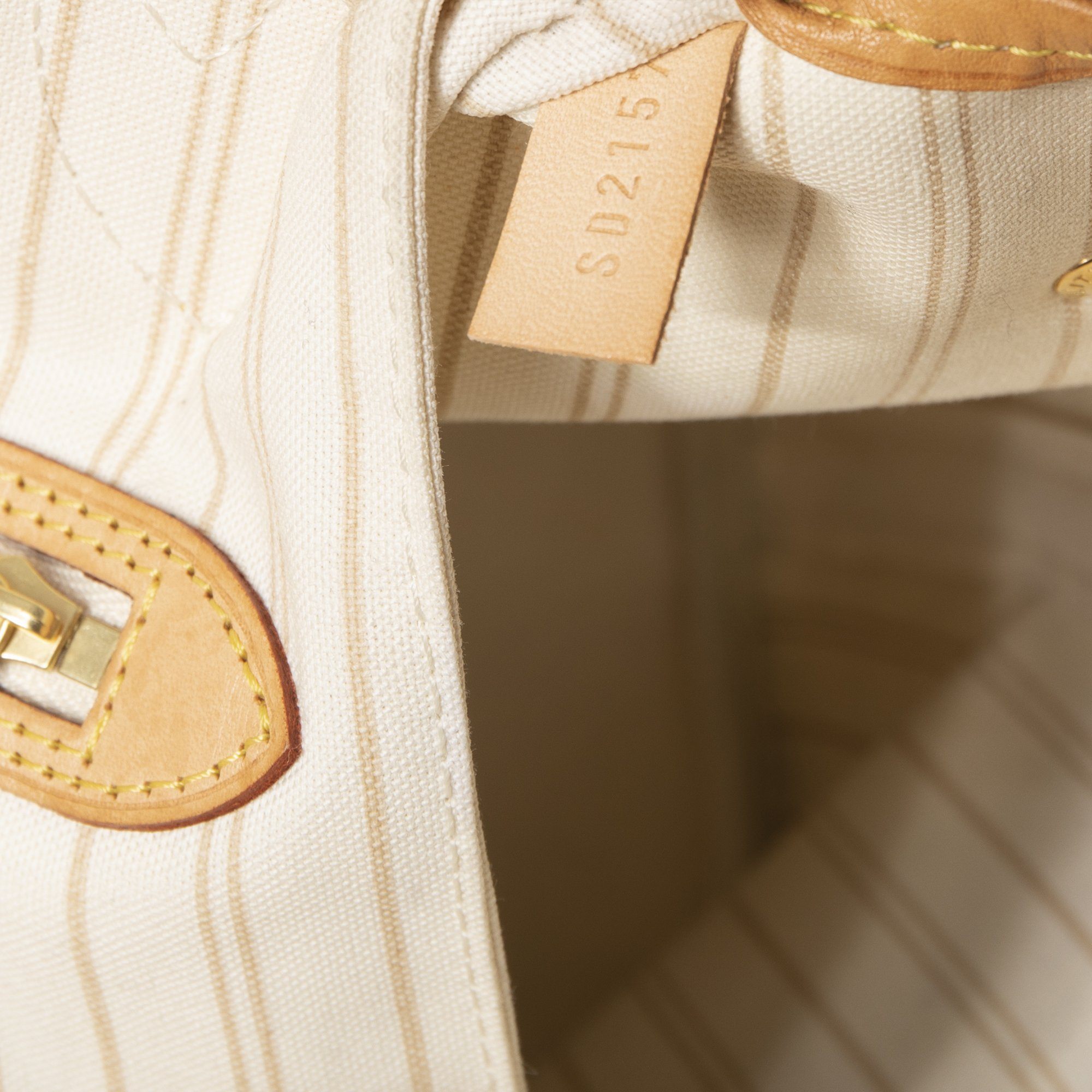 Louis Vuitton Damier Azur Neverfull MM