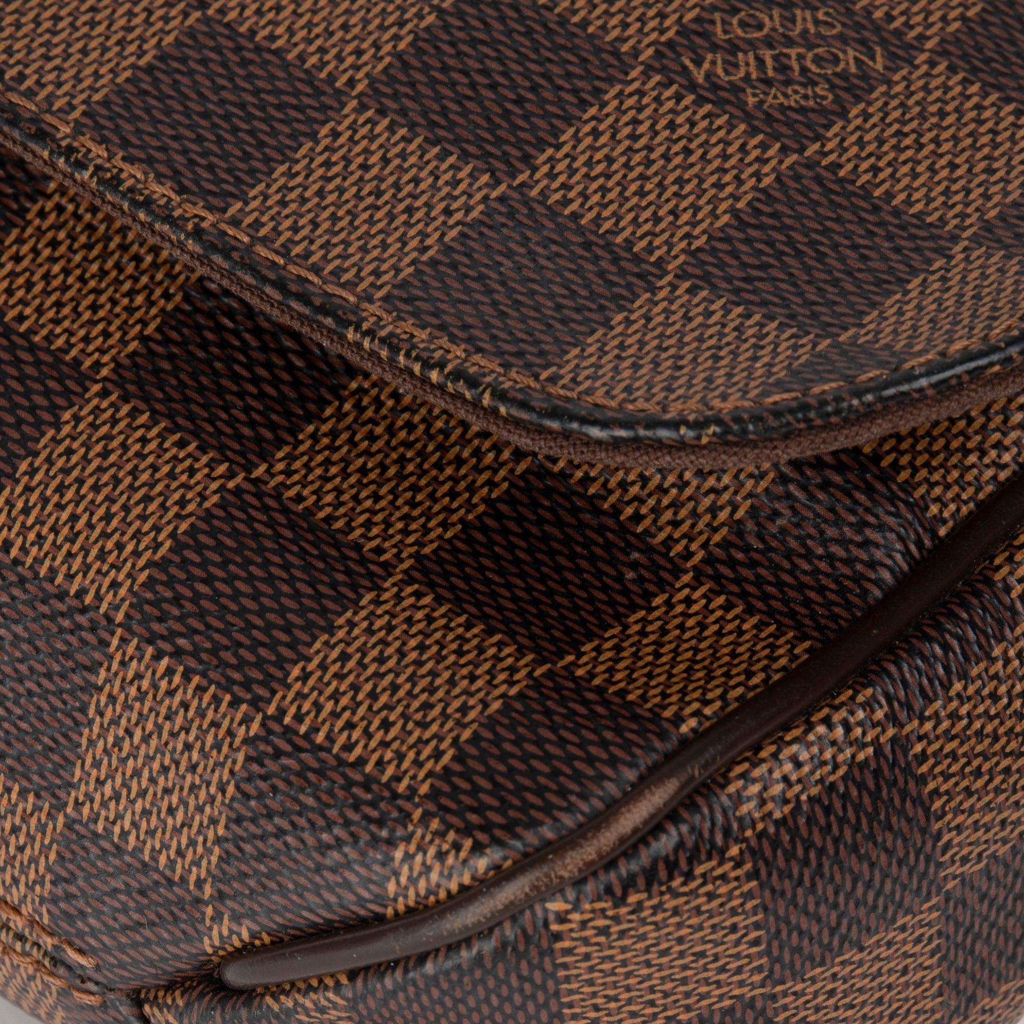 Louis Vuitton Damier Ebene District PM