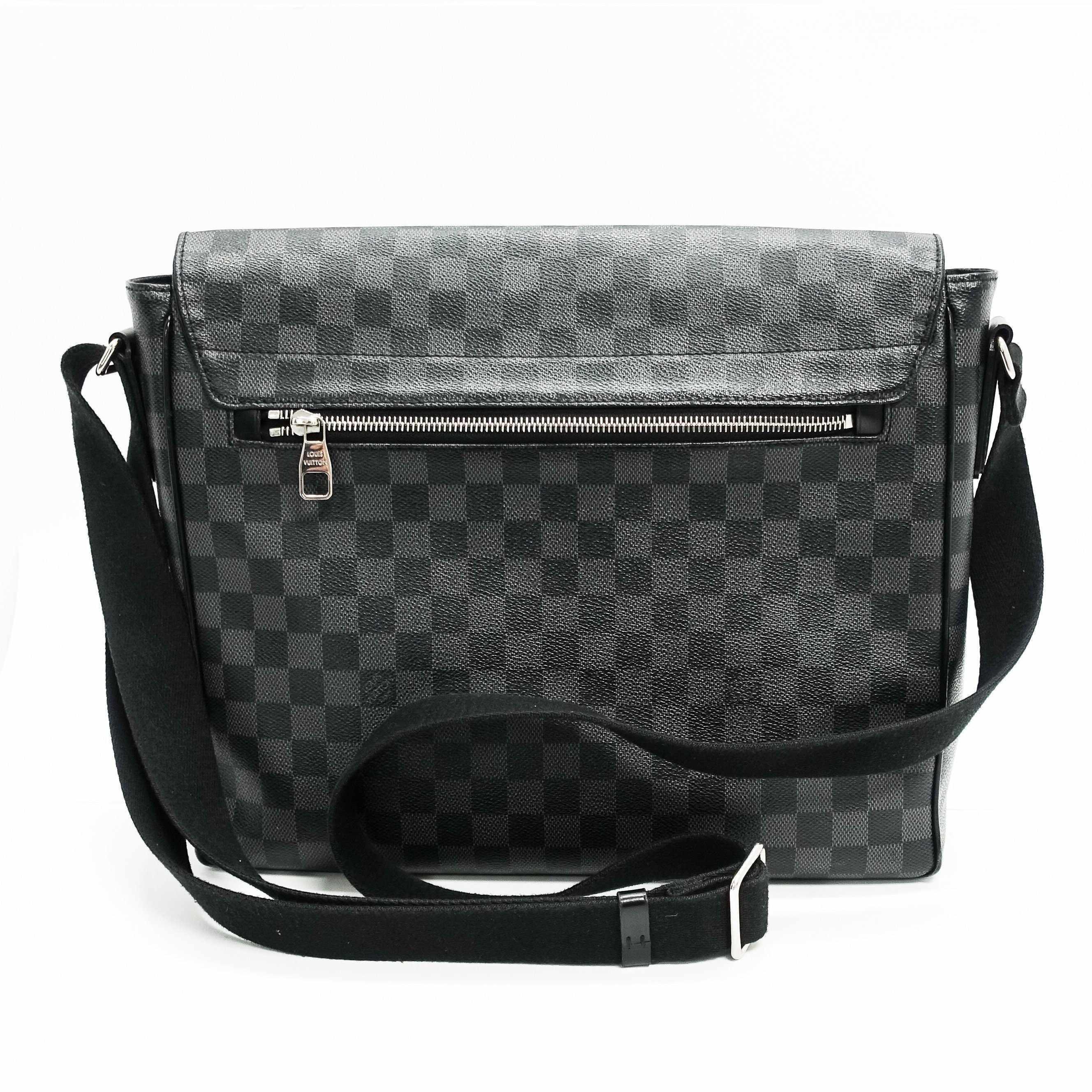 Louis Vuitton Damier Graphite Daniel MM Messenger Bag