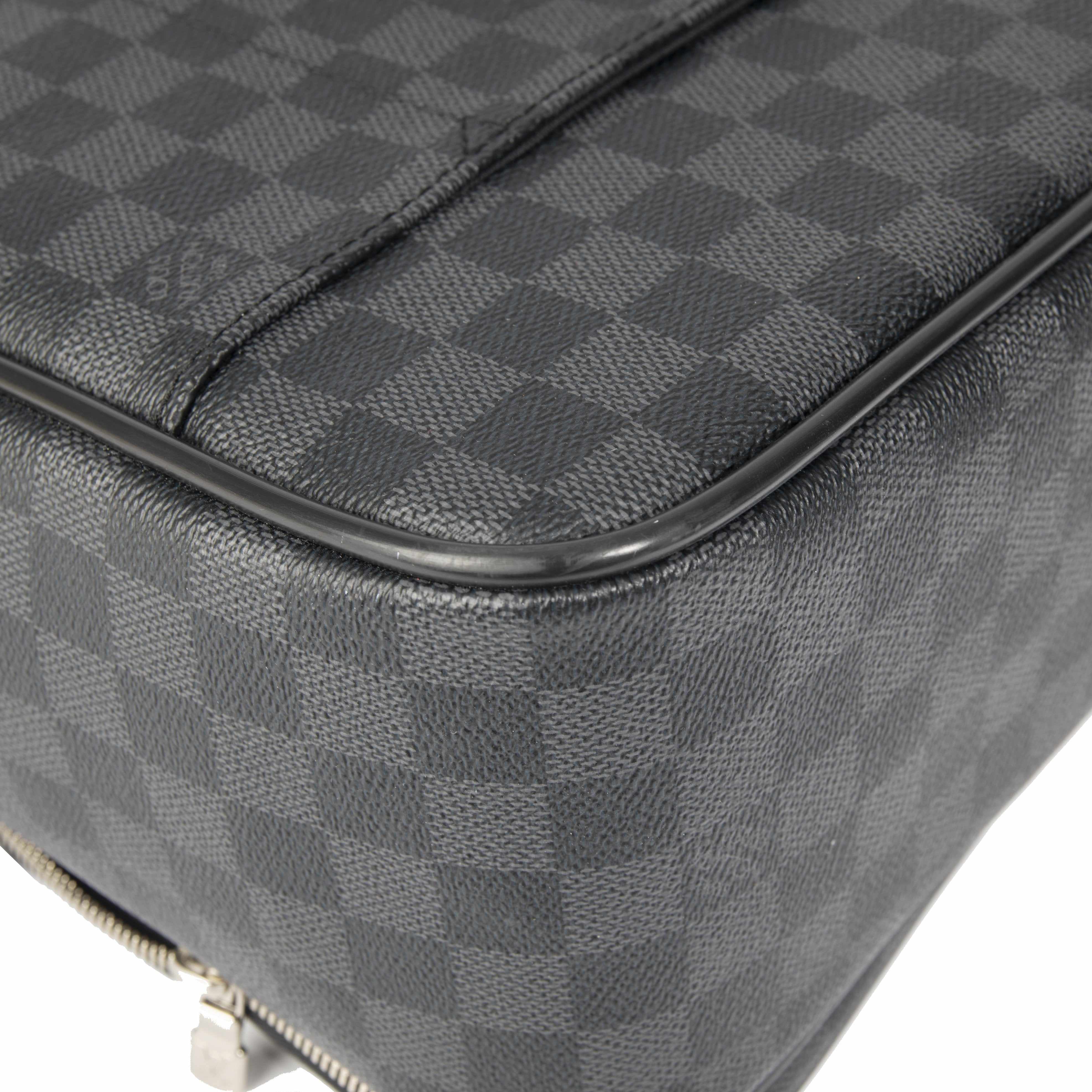 Louis Vuitton Damier Graphite Icare Laptop Bag