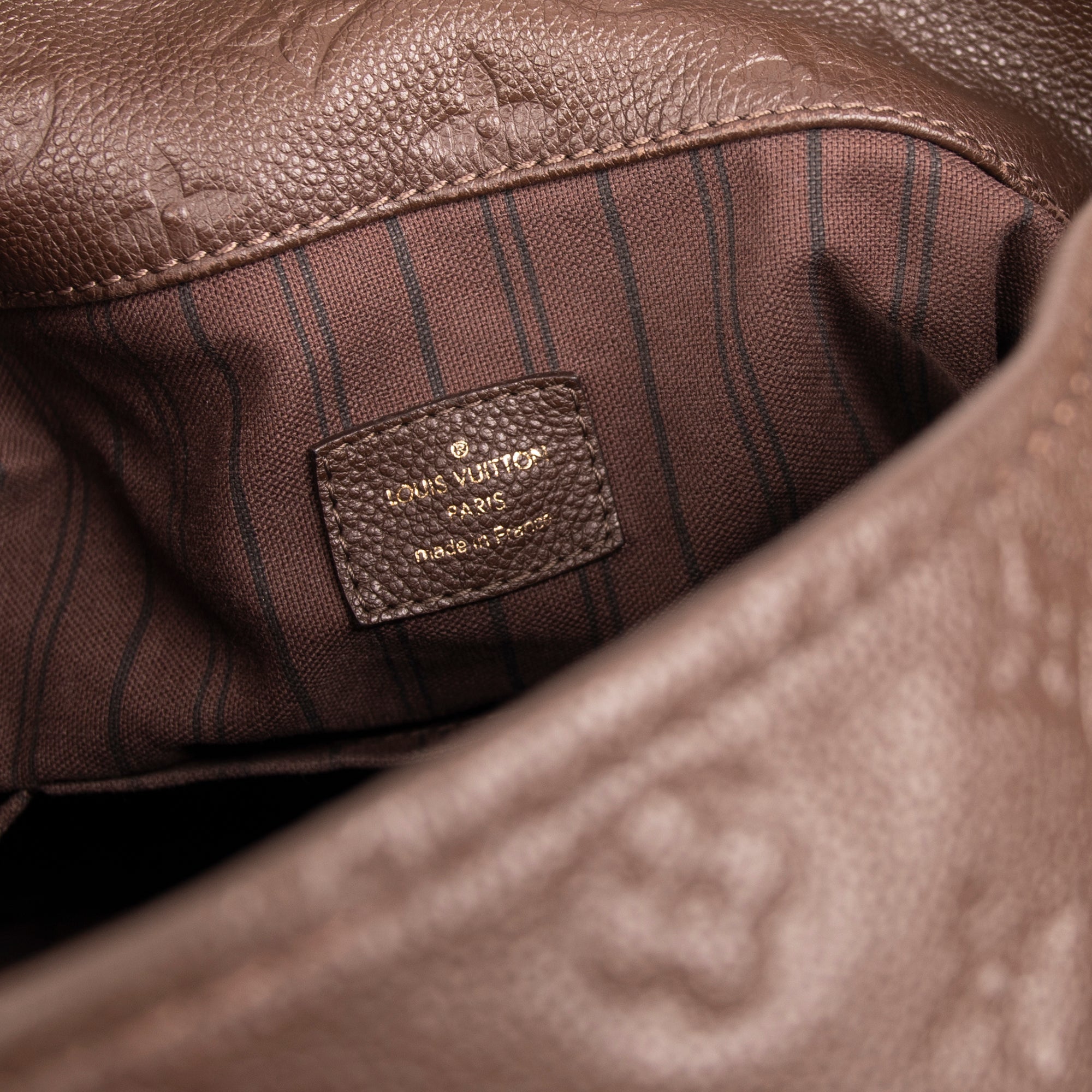 Louis Vuitton Empreinte Artsy MM w/ Box