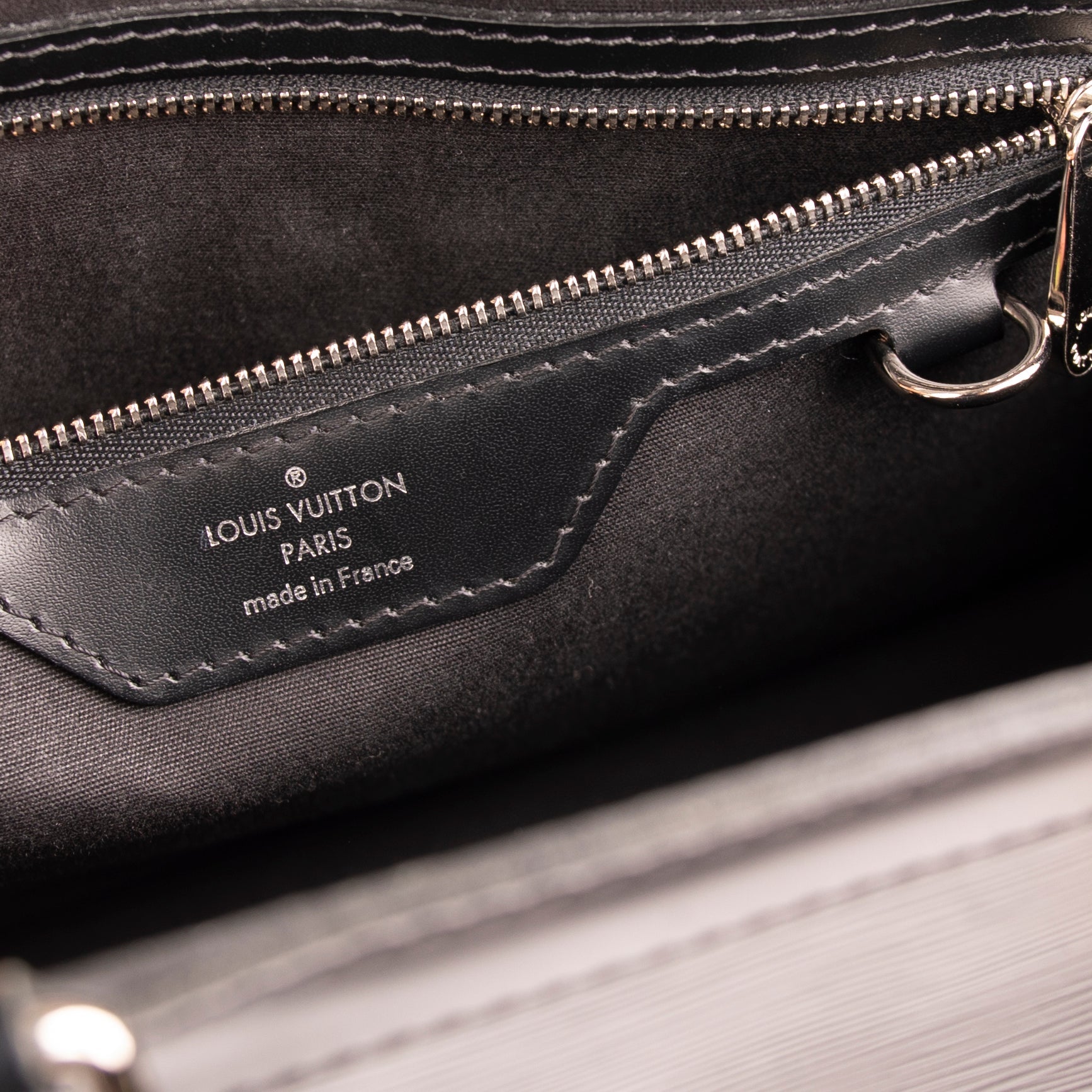 Louis Vuitton Epi Brea MM w/ Strap