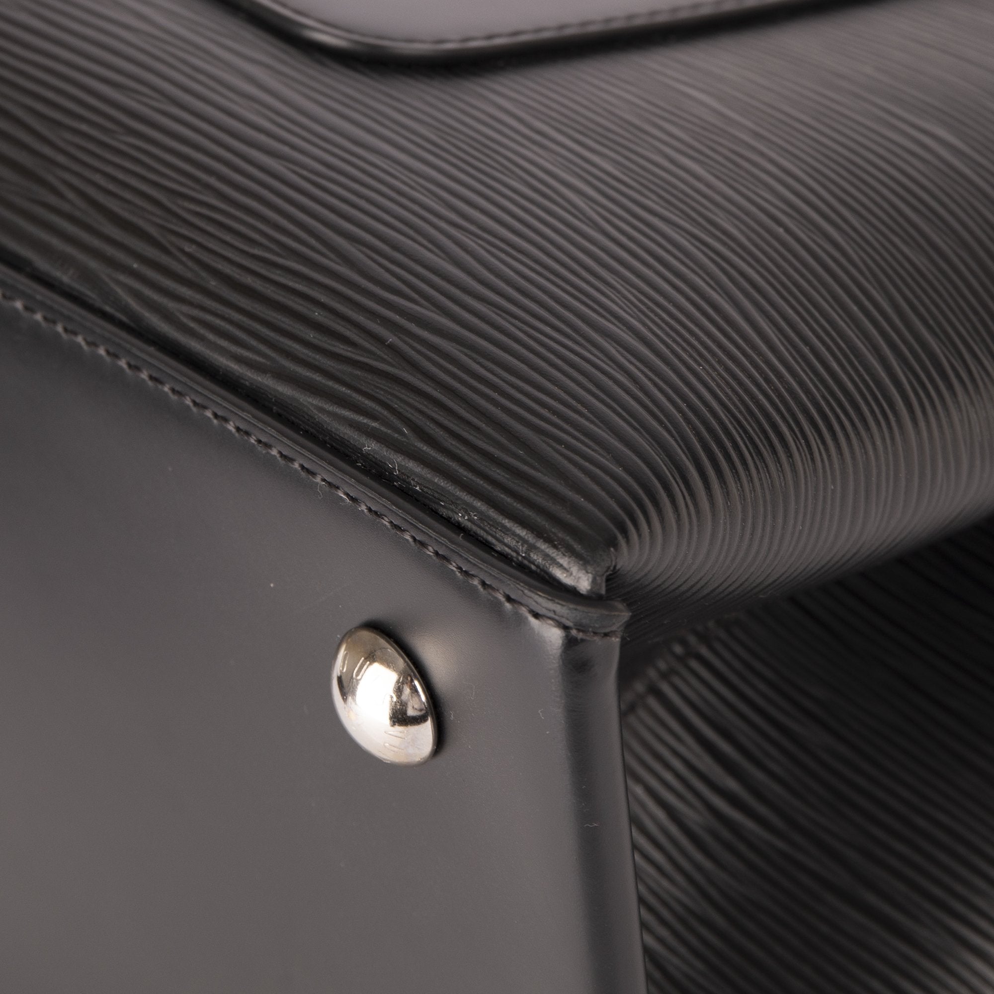 Louis Vuitton Epi Kleber MM