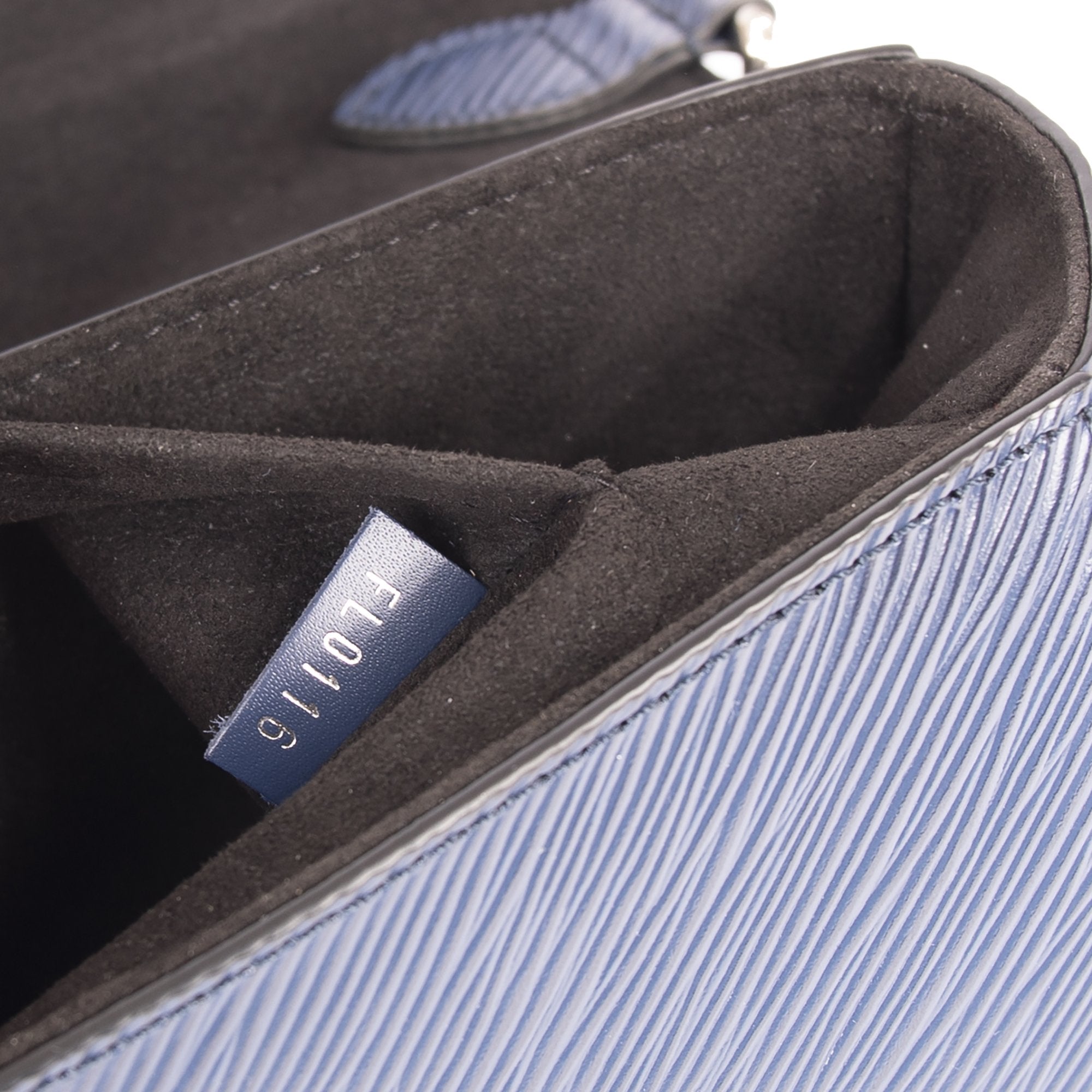 Louis Vuitton Epi Twist MM