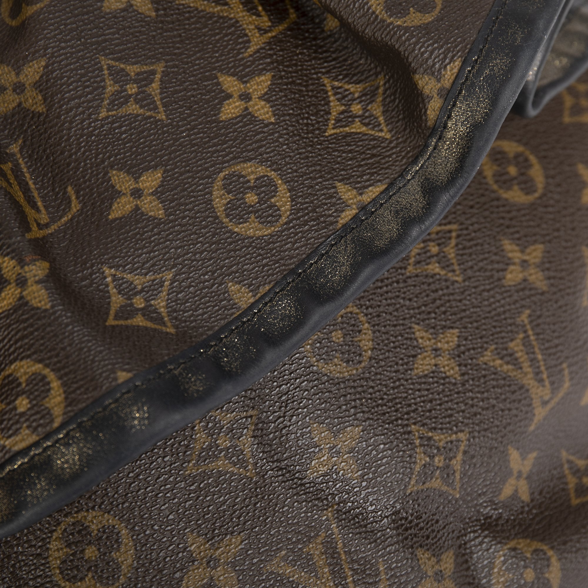 Louis Vuitton Limited Edition Monogram Kalahari GM