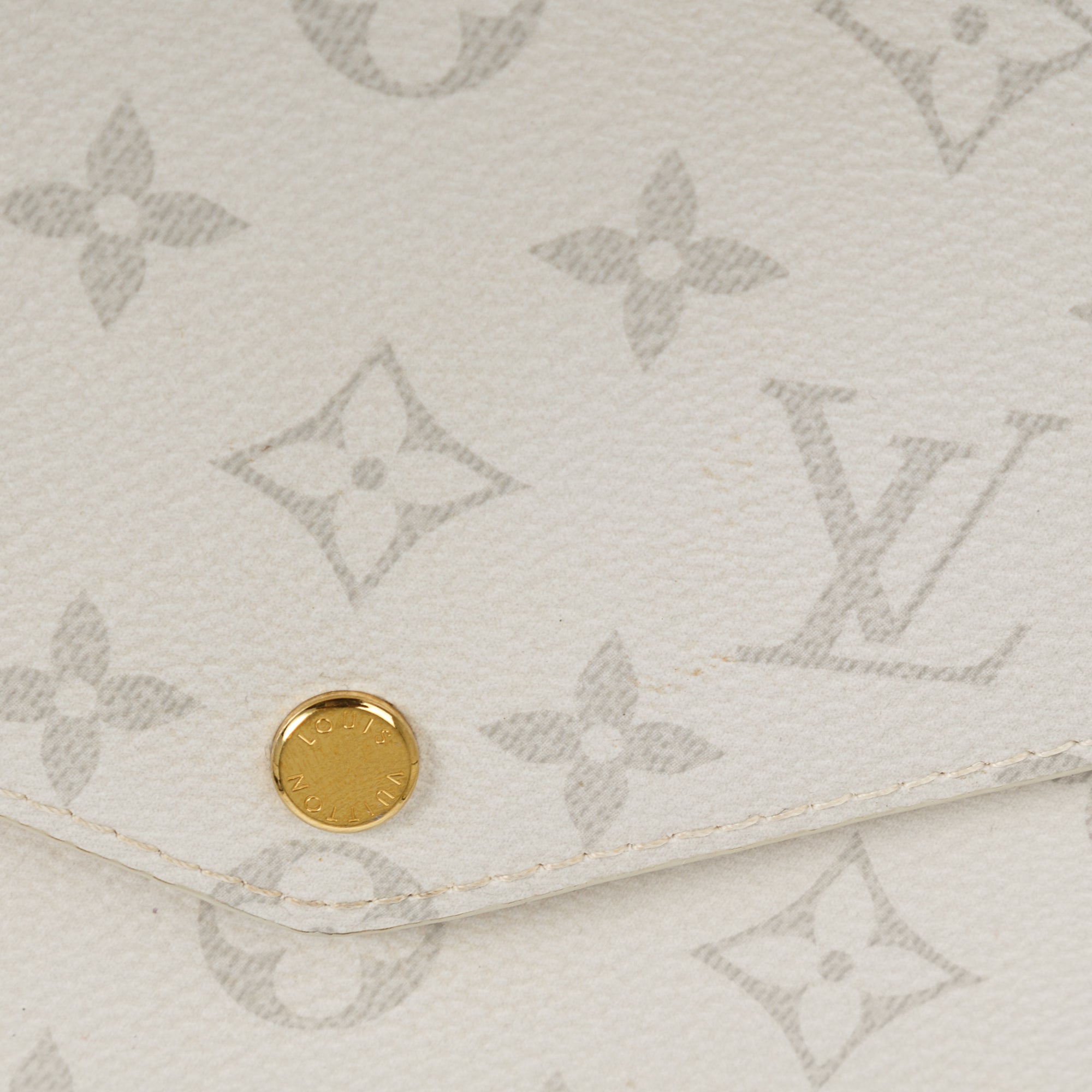 Louis Vuitton Limited Edition White Monogram Felicie Pochette w/ Inserts