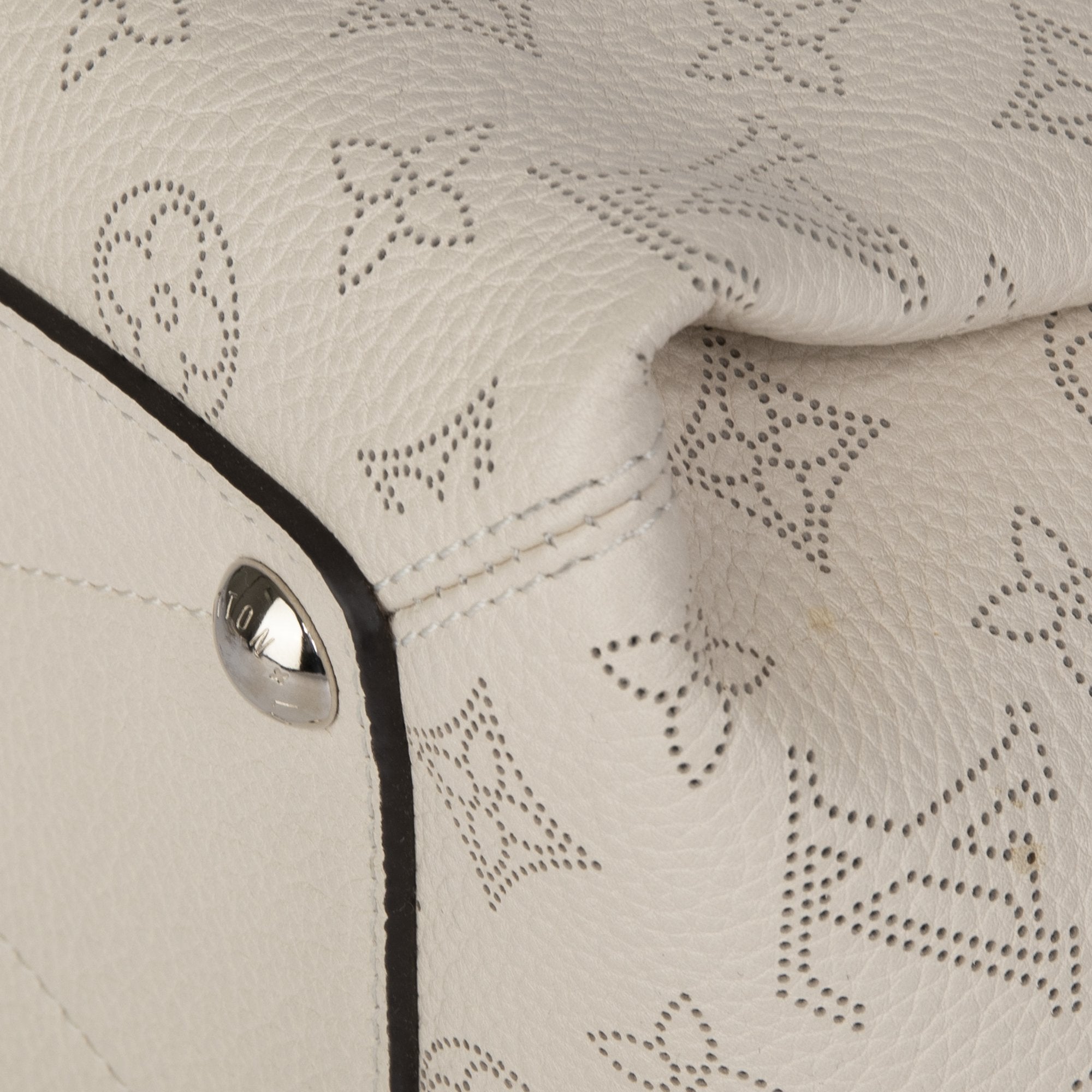 Louis Vuitton Mahina Babylone PM