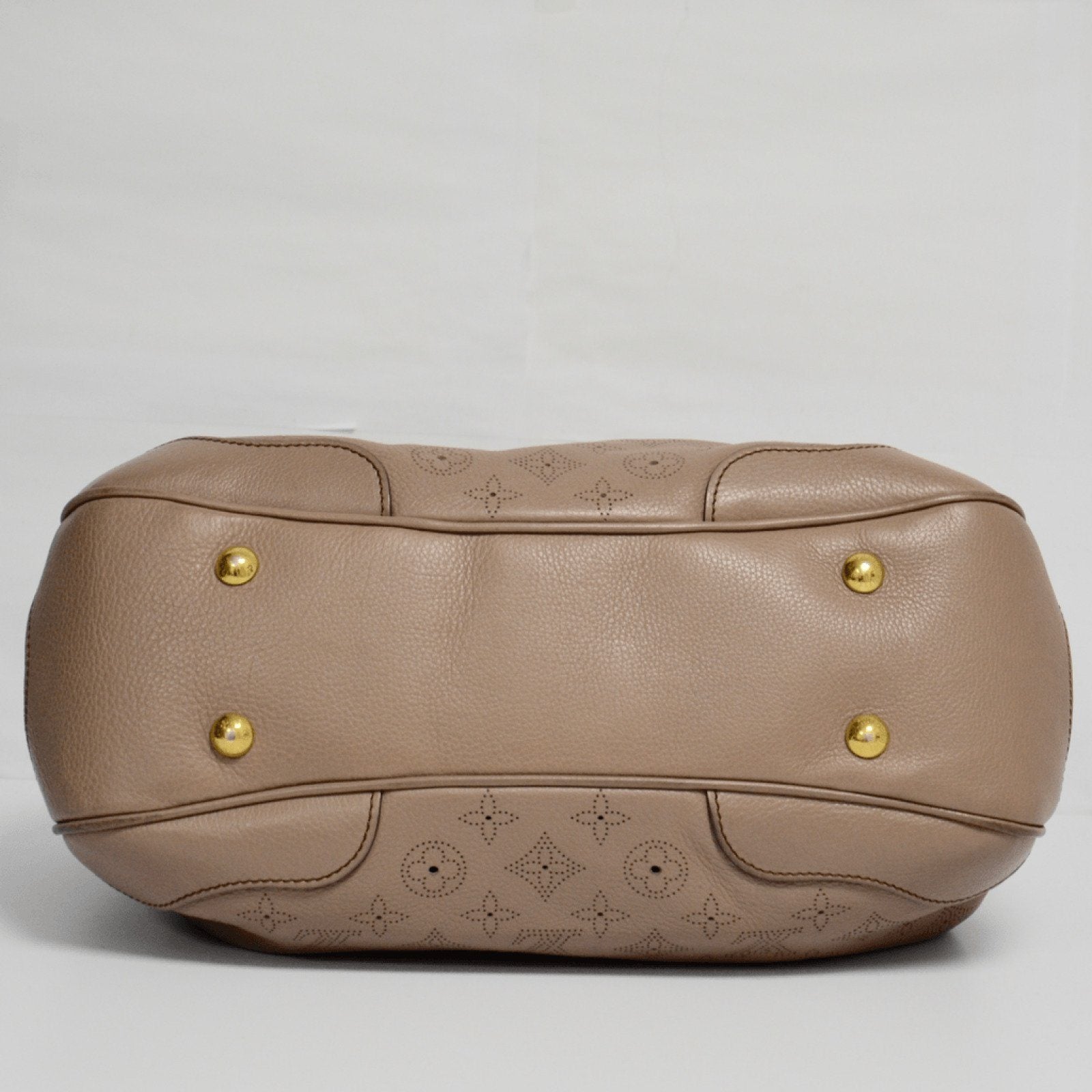 Louis Vuitton Mahina Solar Hobo Bag