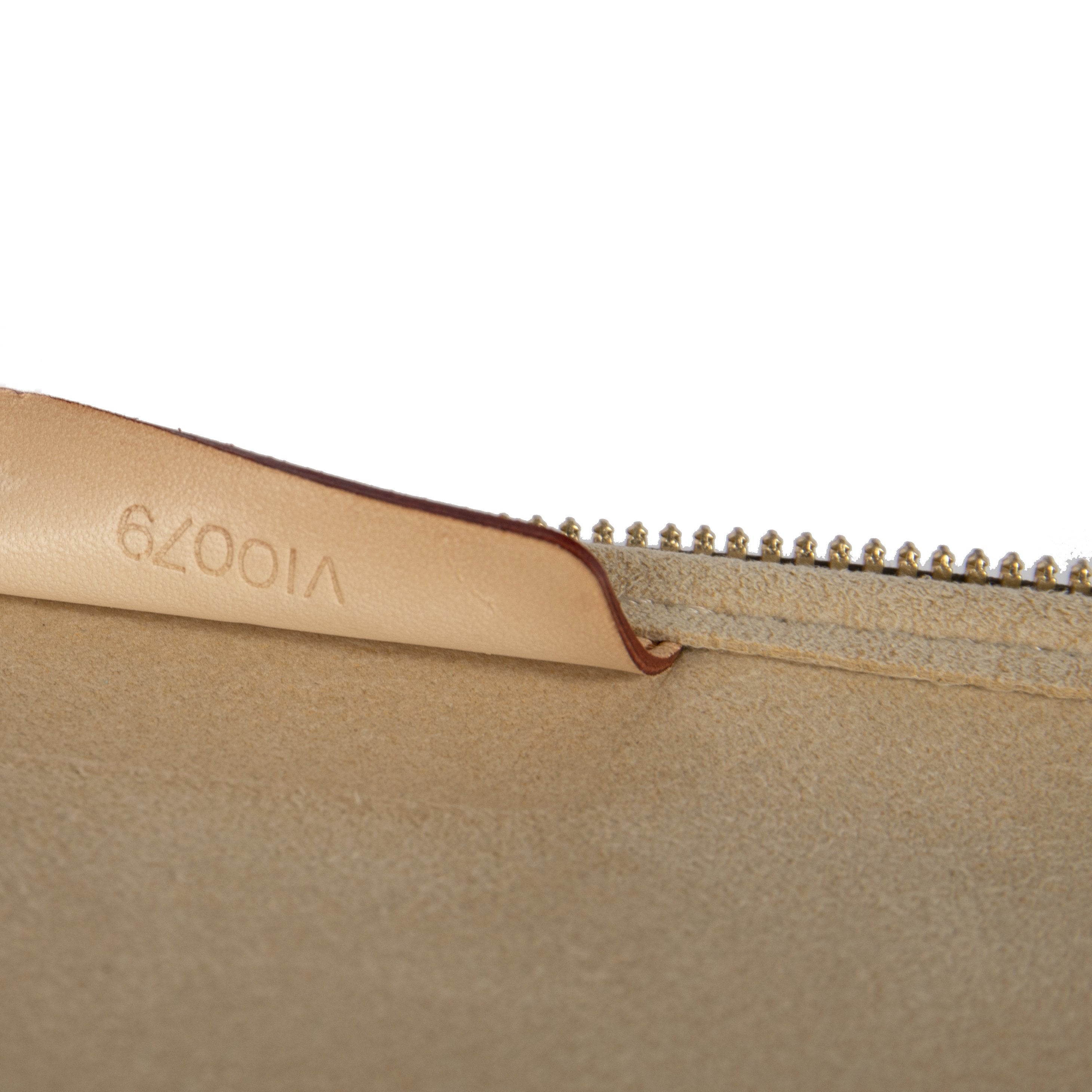 LOUISVUITTON　ケース Louis Vuitton Monogram 13