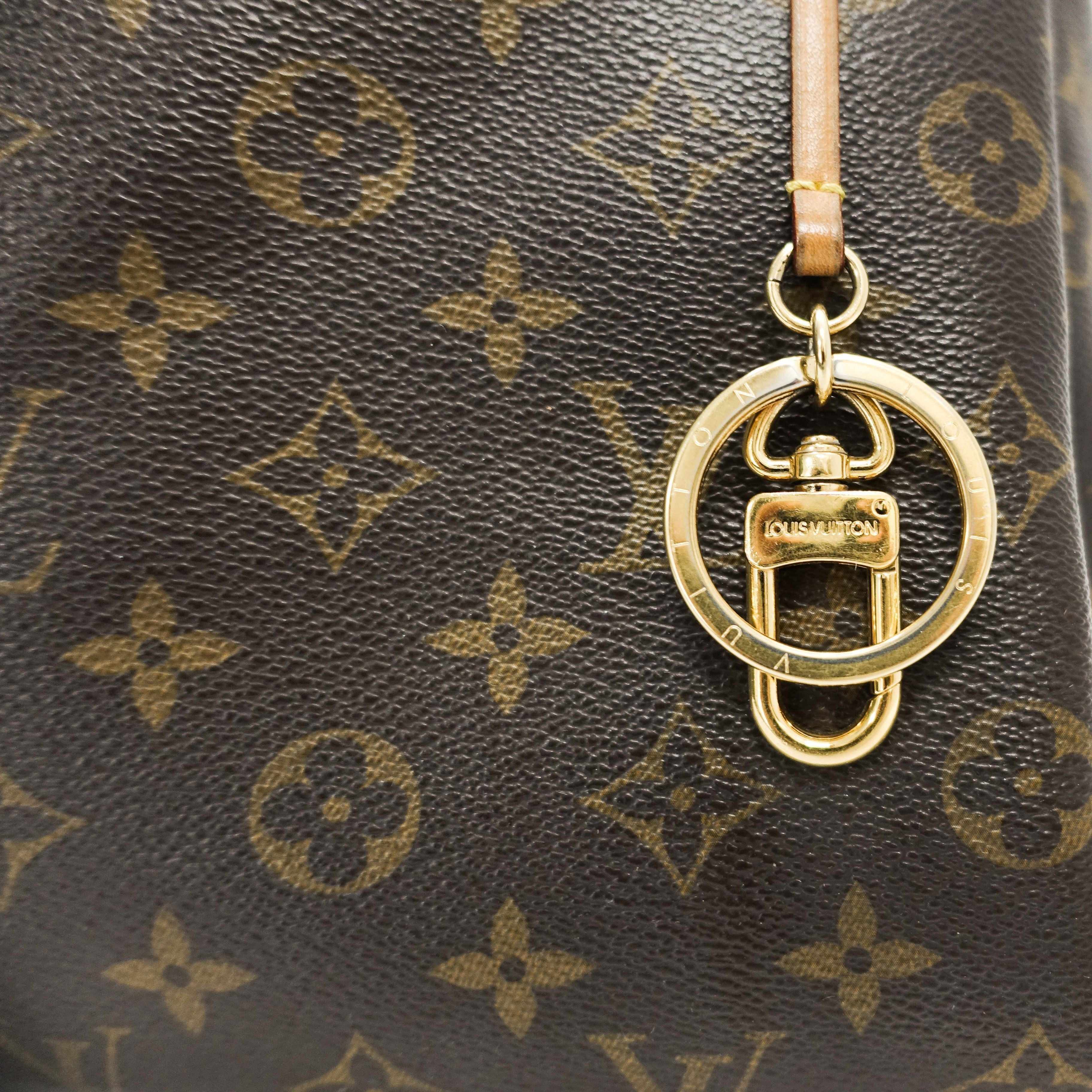 Louis Vuitton Monogram Artsy MM