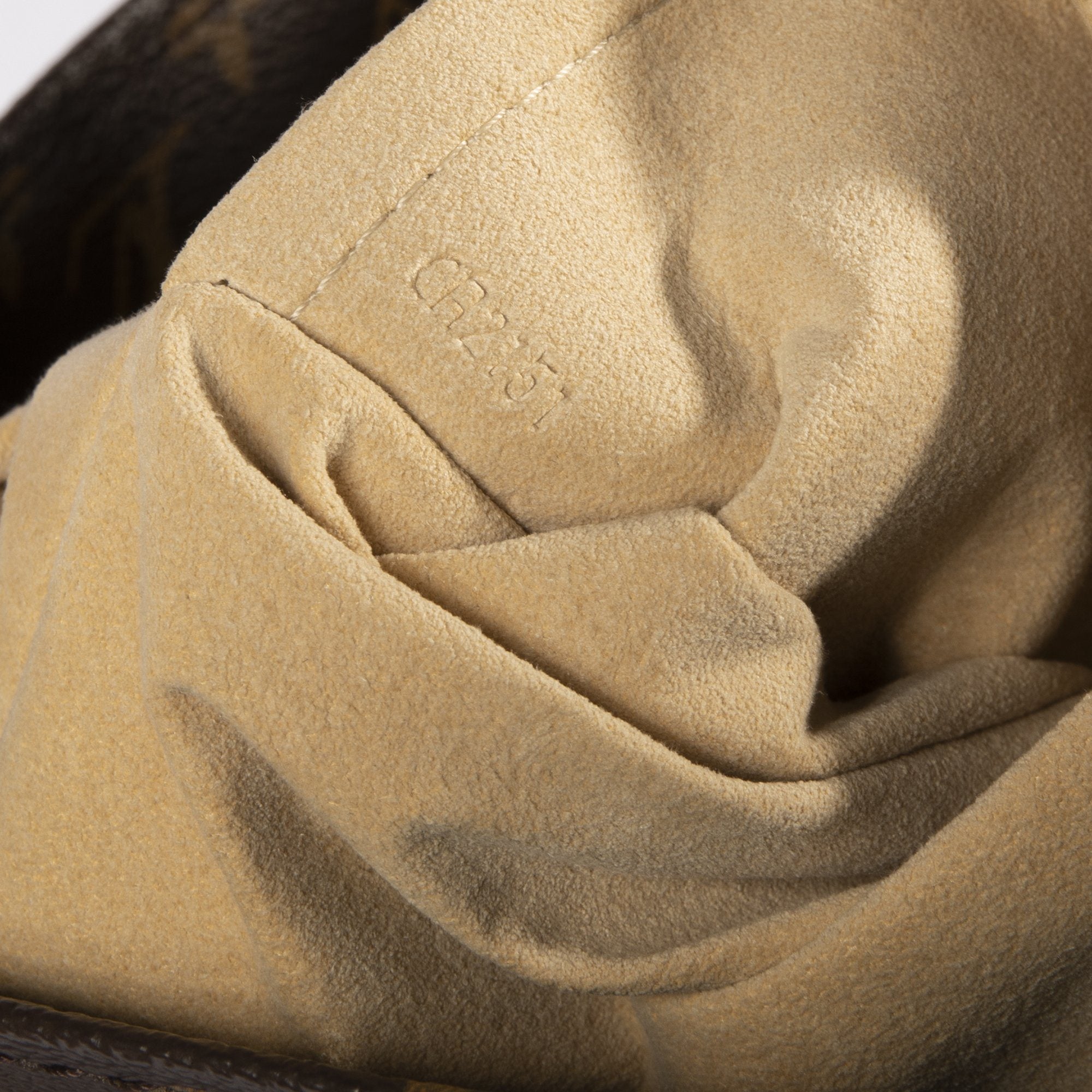 Louis Vuitton Monogram Artsy MM