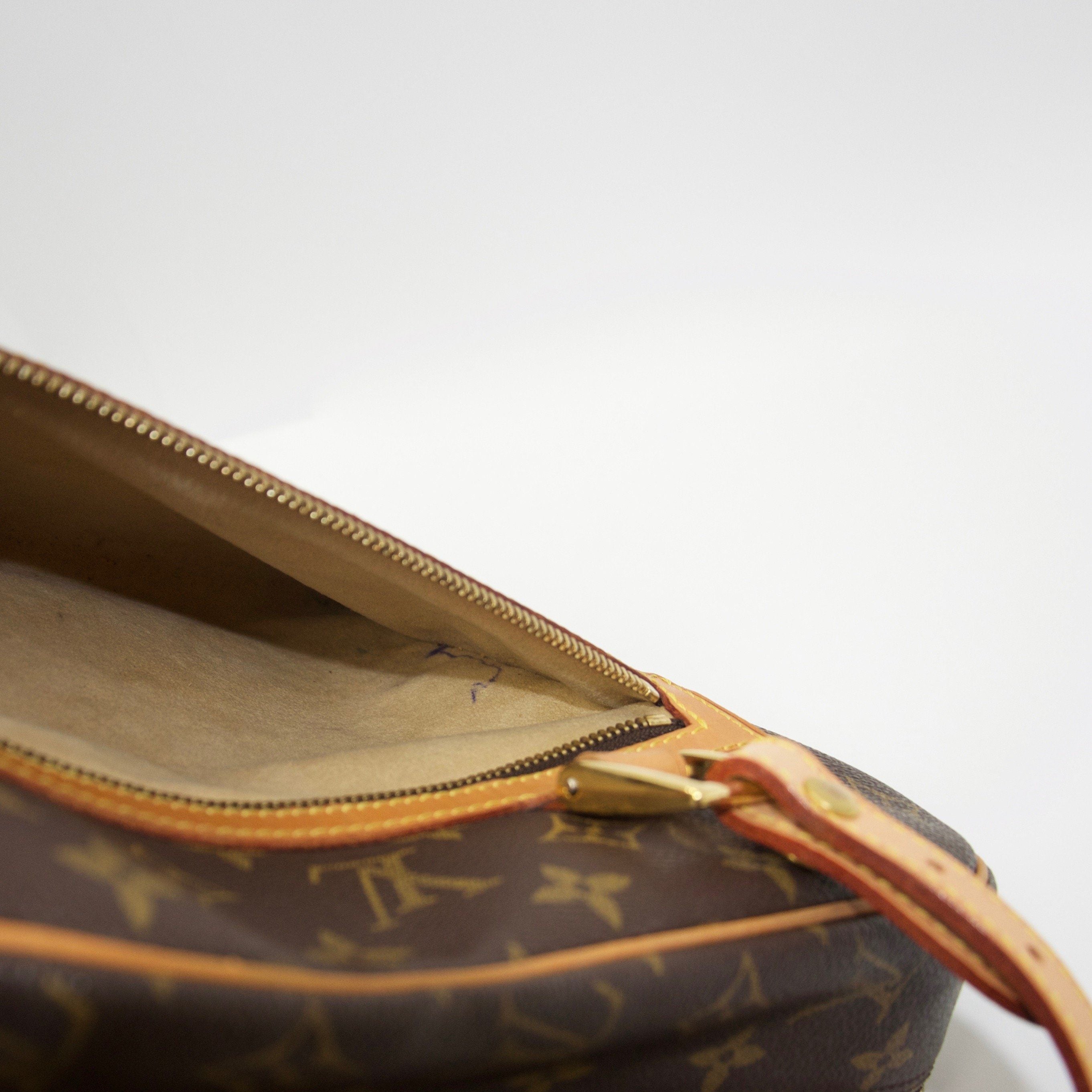 Louis Vuitton Monogram Cite GM