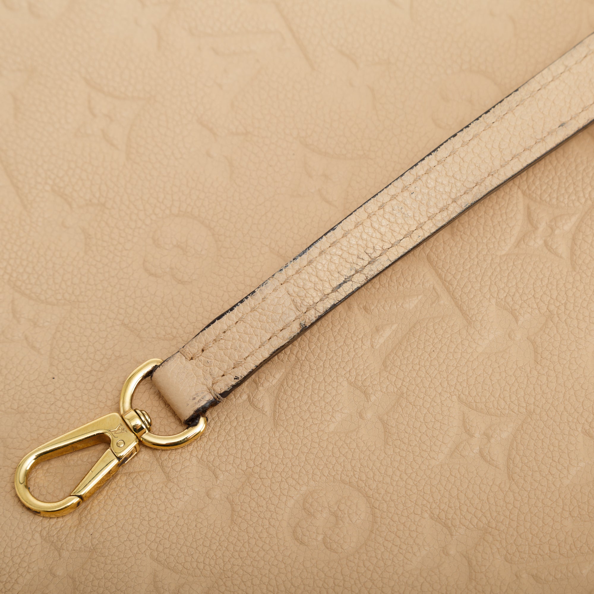 Louis Vuitton Monogram Empreinte Montaigne MM w/ Strap & Box