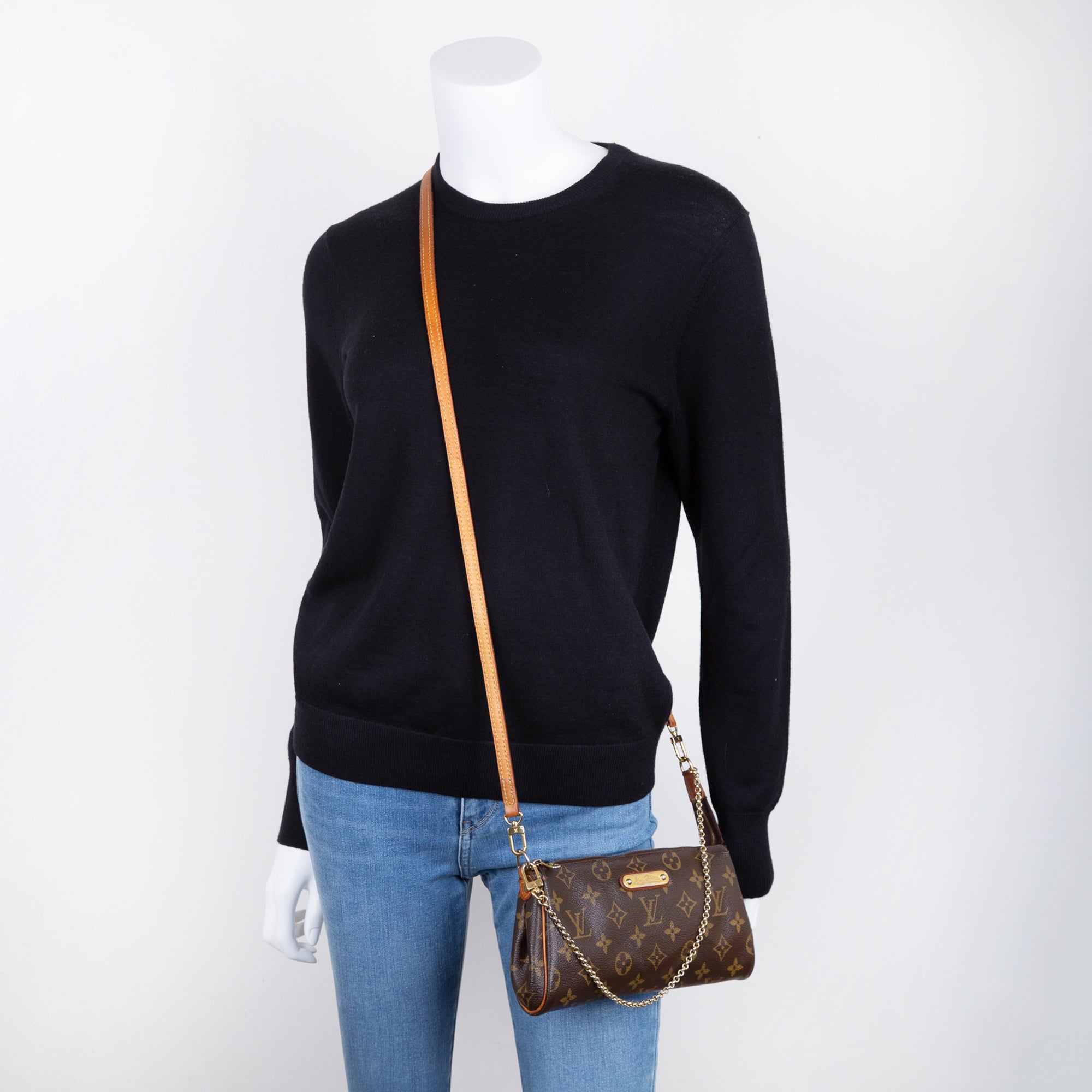 Louis Vuitton Monogram Eva Clutch w/ Strap