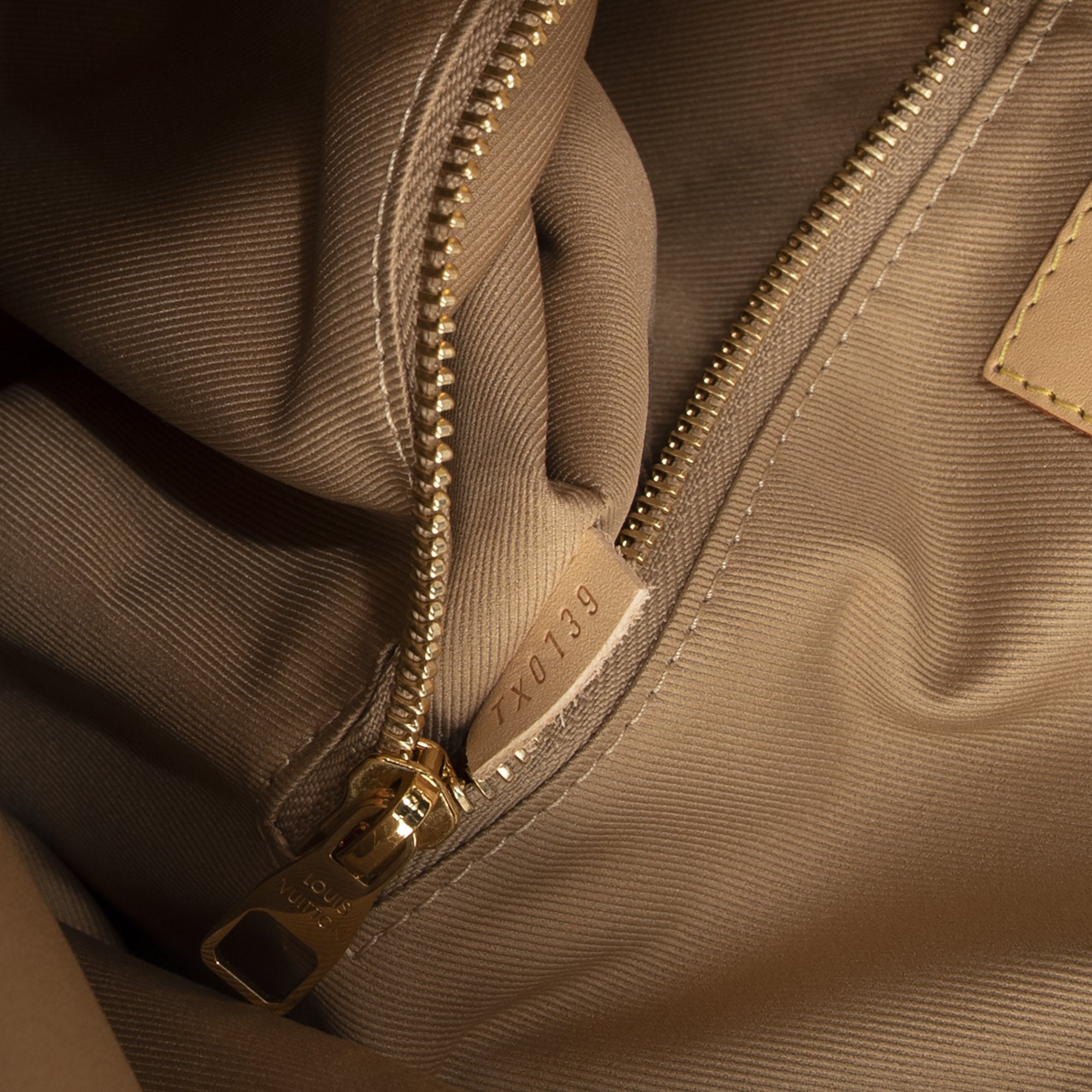 Louis Vuitton Monogram Graceful PM