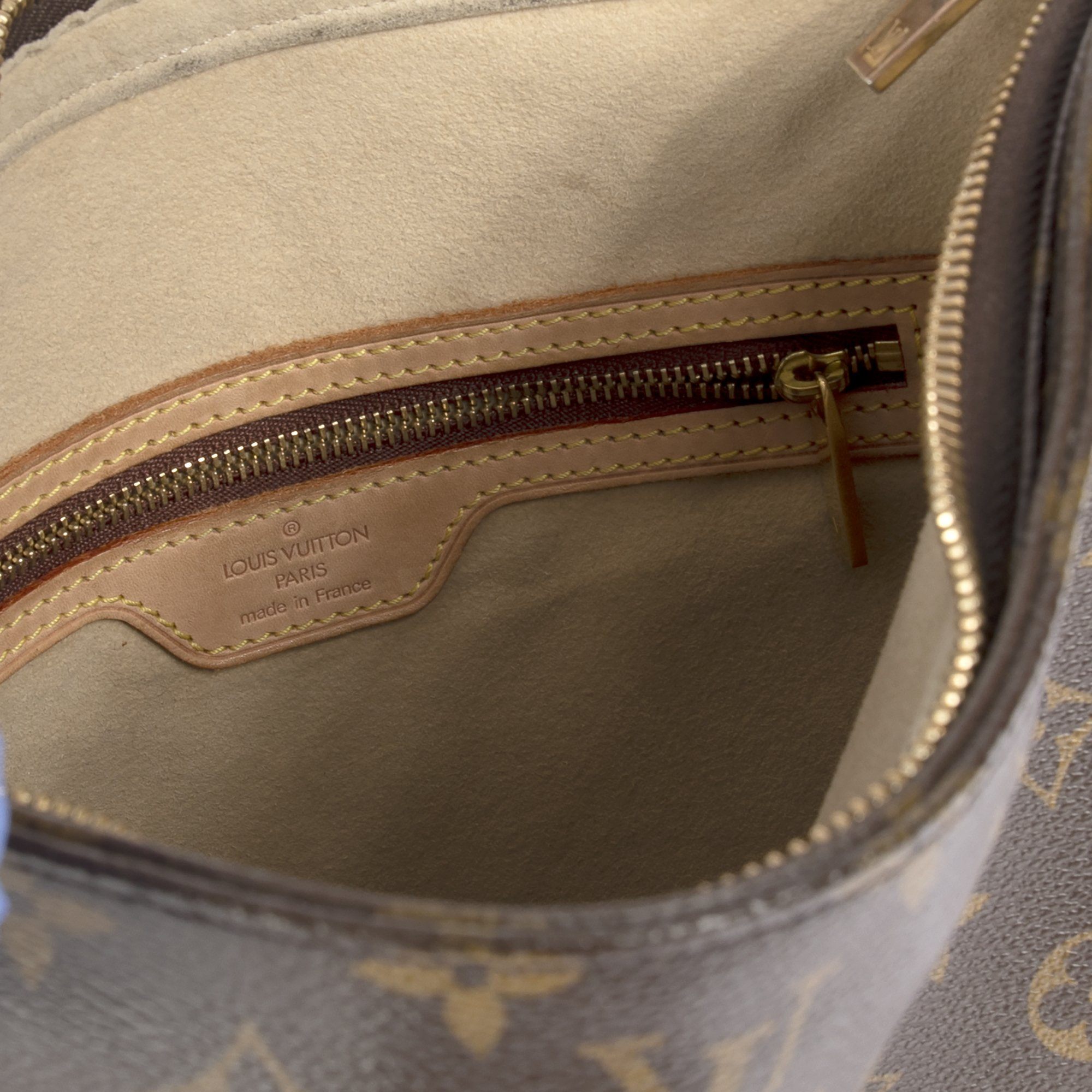 Louis Vuitton Monogram Looping GM