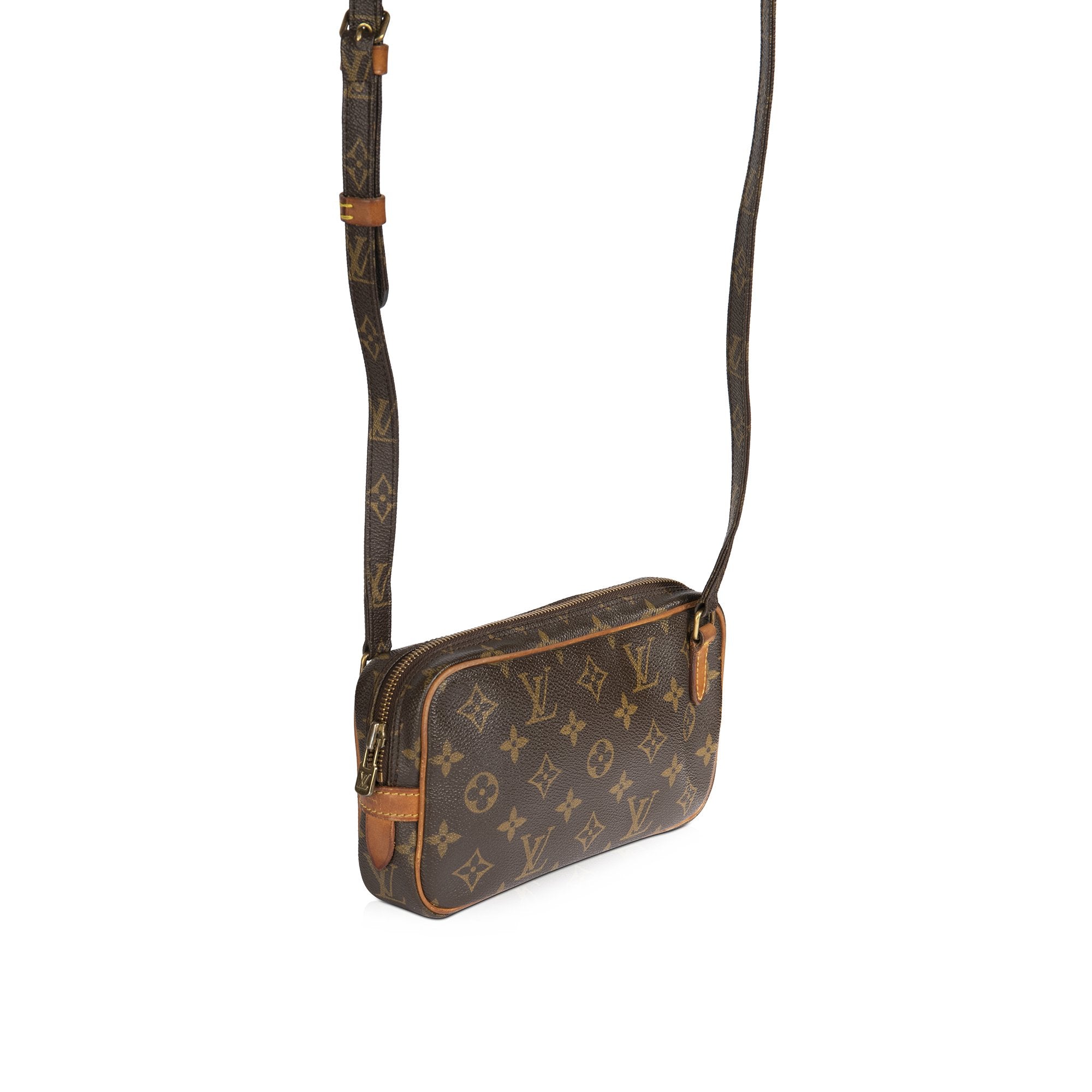 Louis Vuitton - Marly Bandouliere - Does my *** fit inside? #fashionphile 