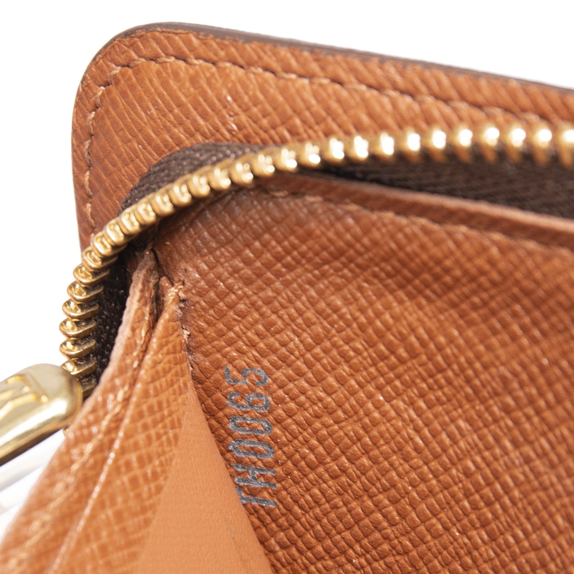 Louis Vuitton Monogram Porte-Monnaie Zippy Wallet