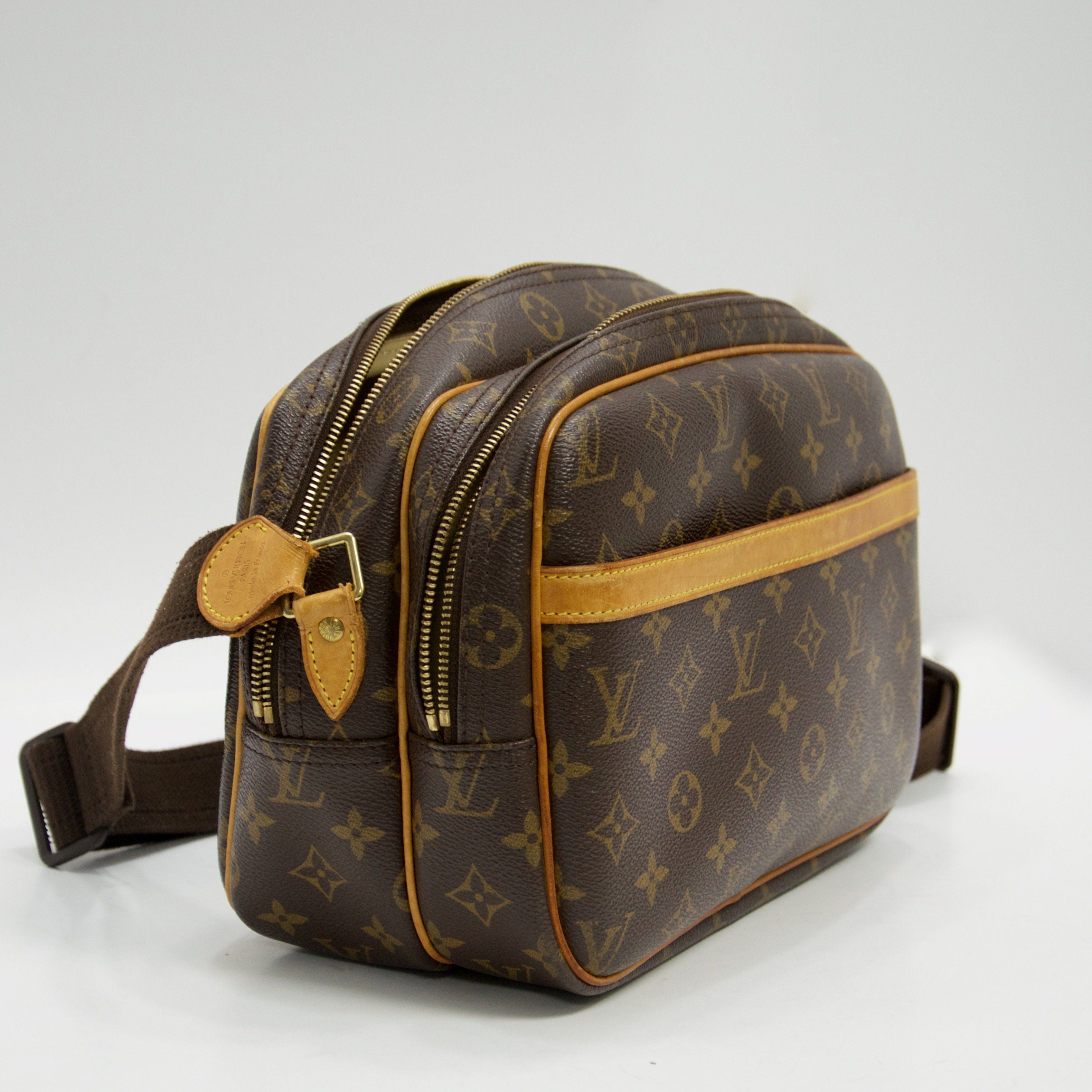 Louis Vuitton Monogram Reporter PM