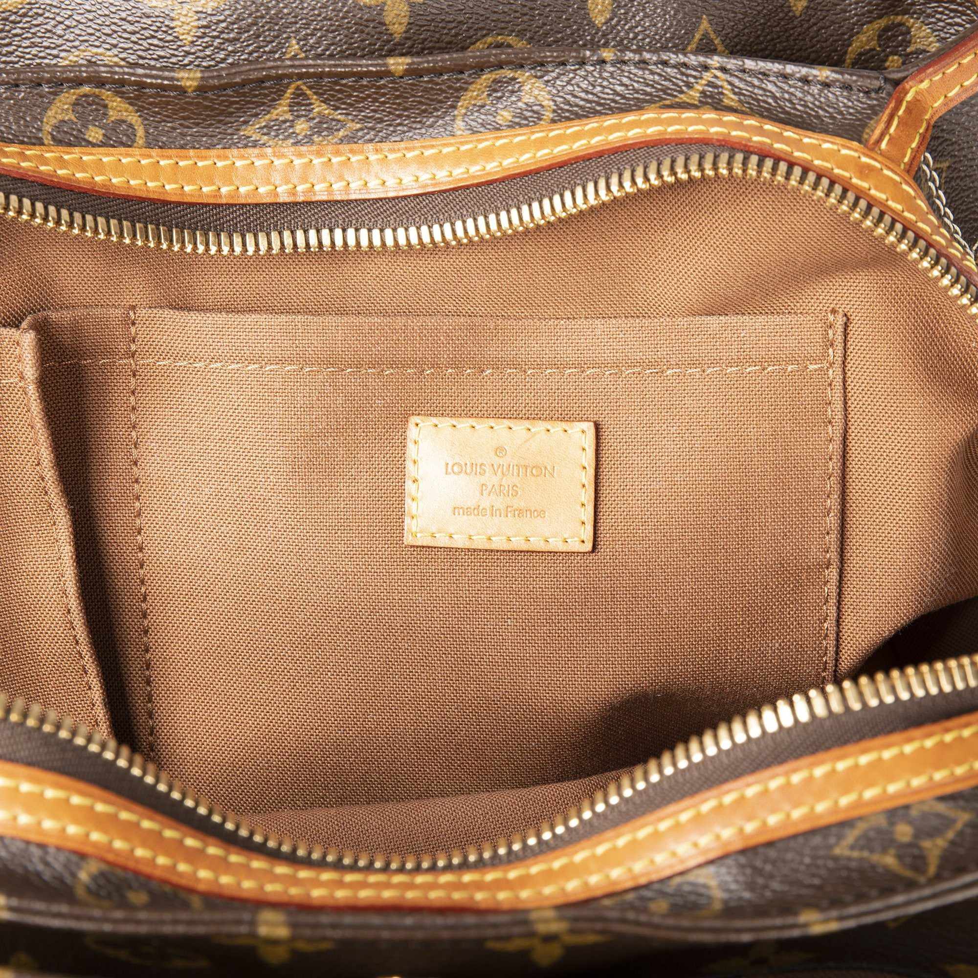 Louis Vuitton Monogram Sac Riveting