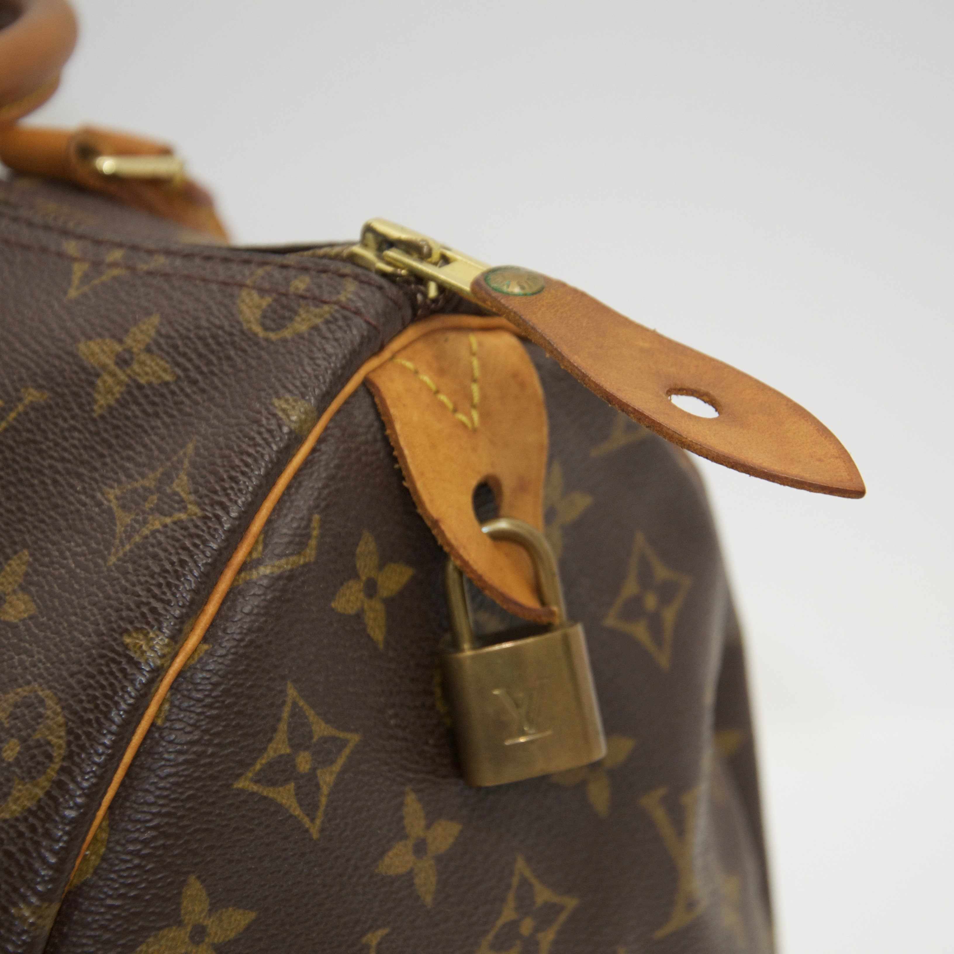 Louis Vuitton Monogram Speedy 35 – OLIVER'S