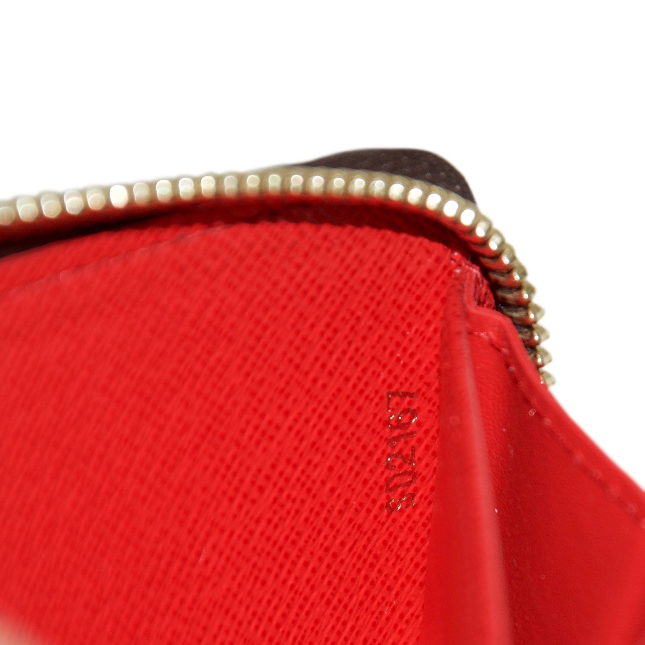 Louis Vuitton Monogram Zippy Wallet