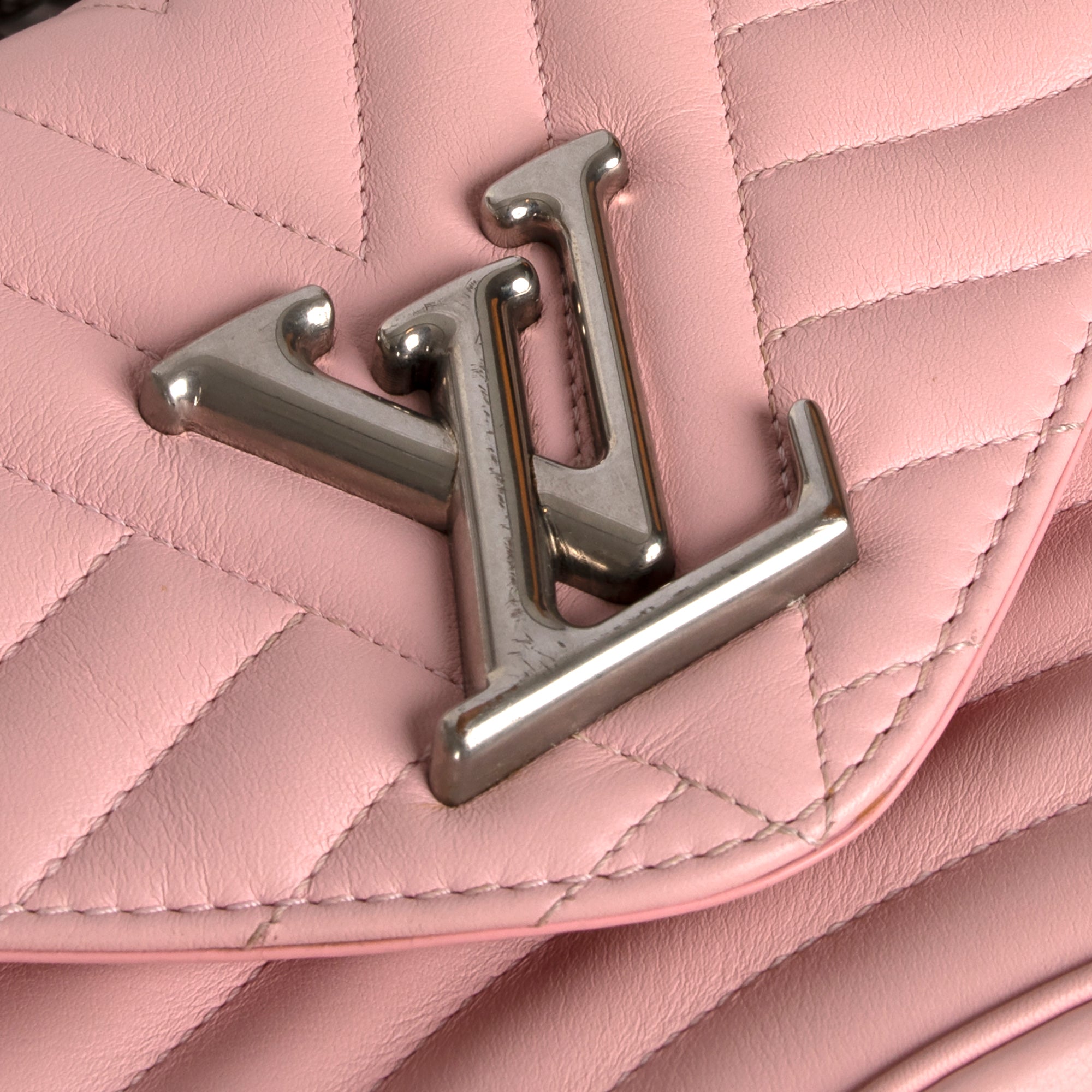 Louis Vuitton New Wave Chain-Bag MM w/ Box & Receipt