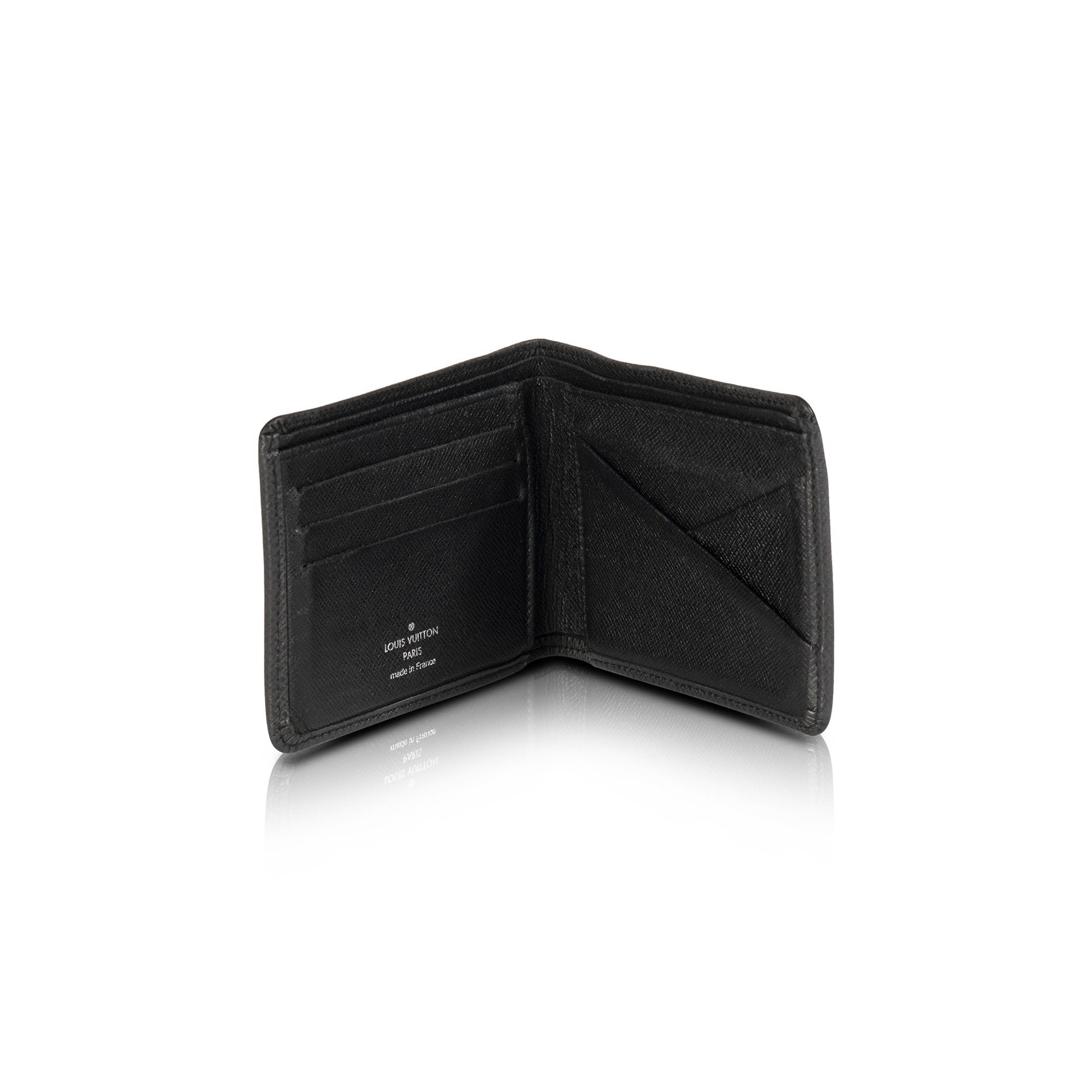 Louis Vuitton Taiga Multiple Wallet