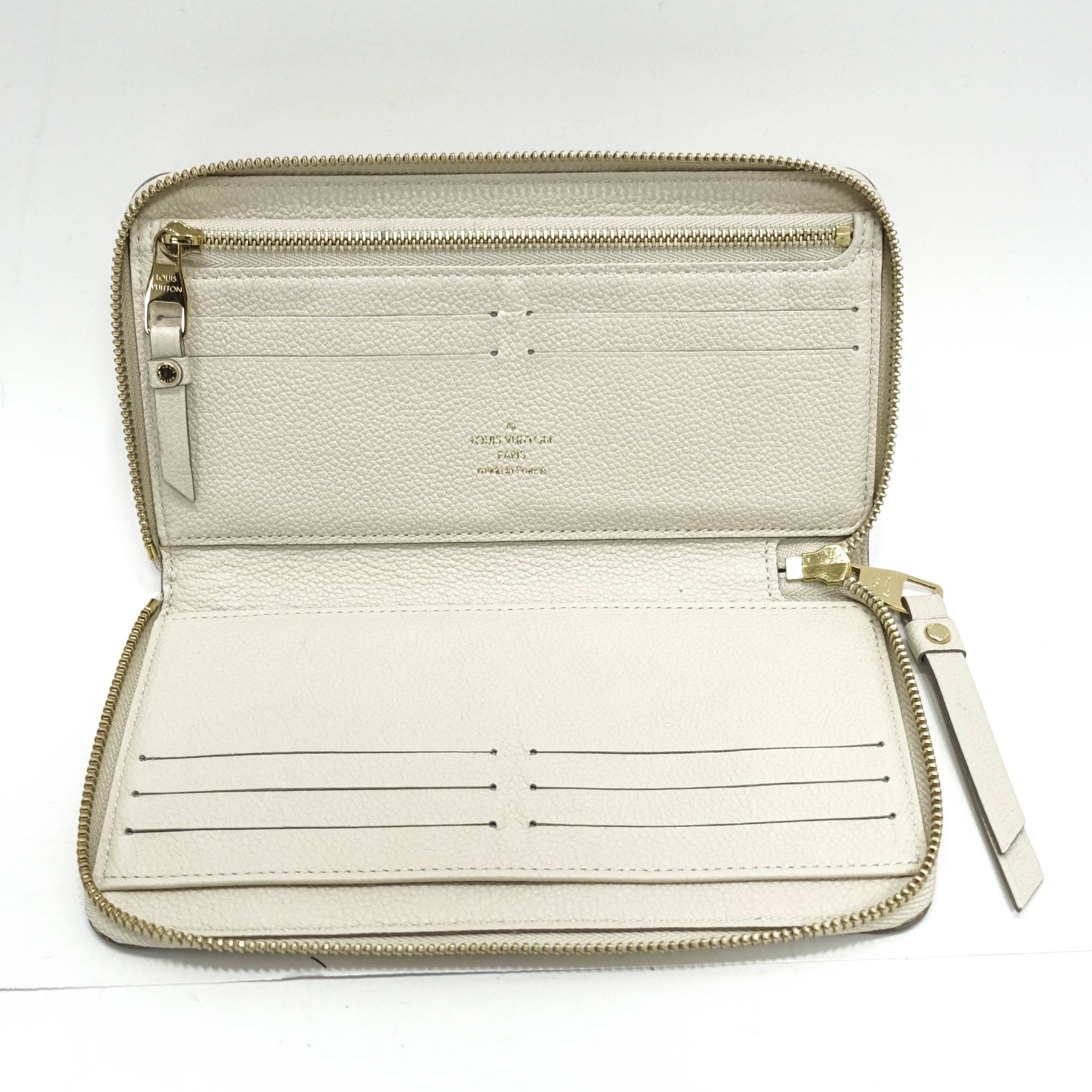 Louis Vuitton Zippy Wallet