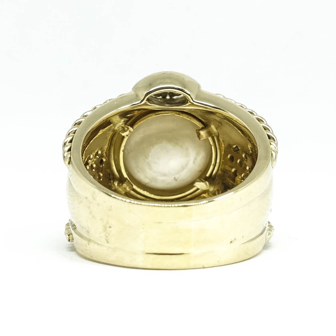 Mabe Pearl and Diamond Cocktail Ring