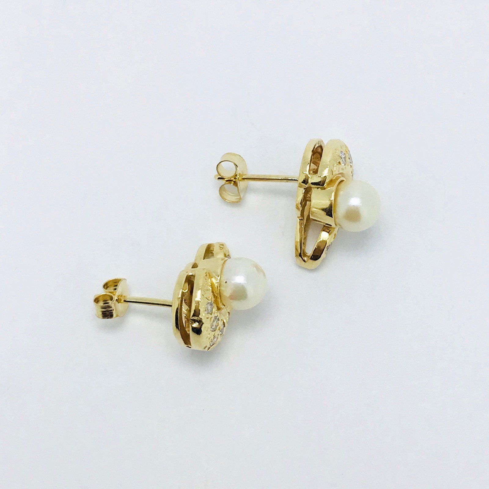 Pearl And Diamond Earrings