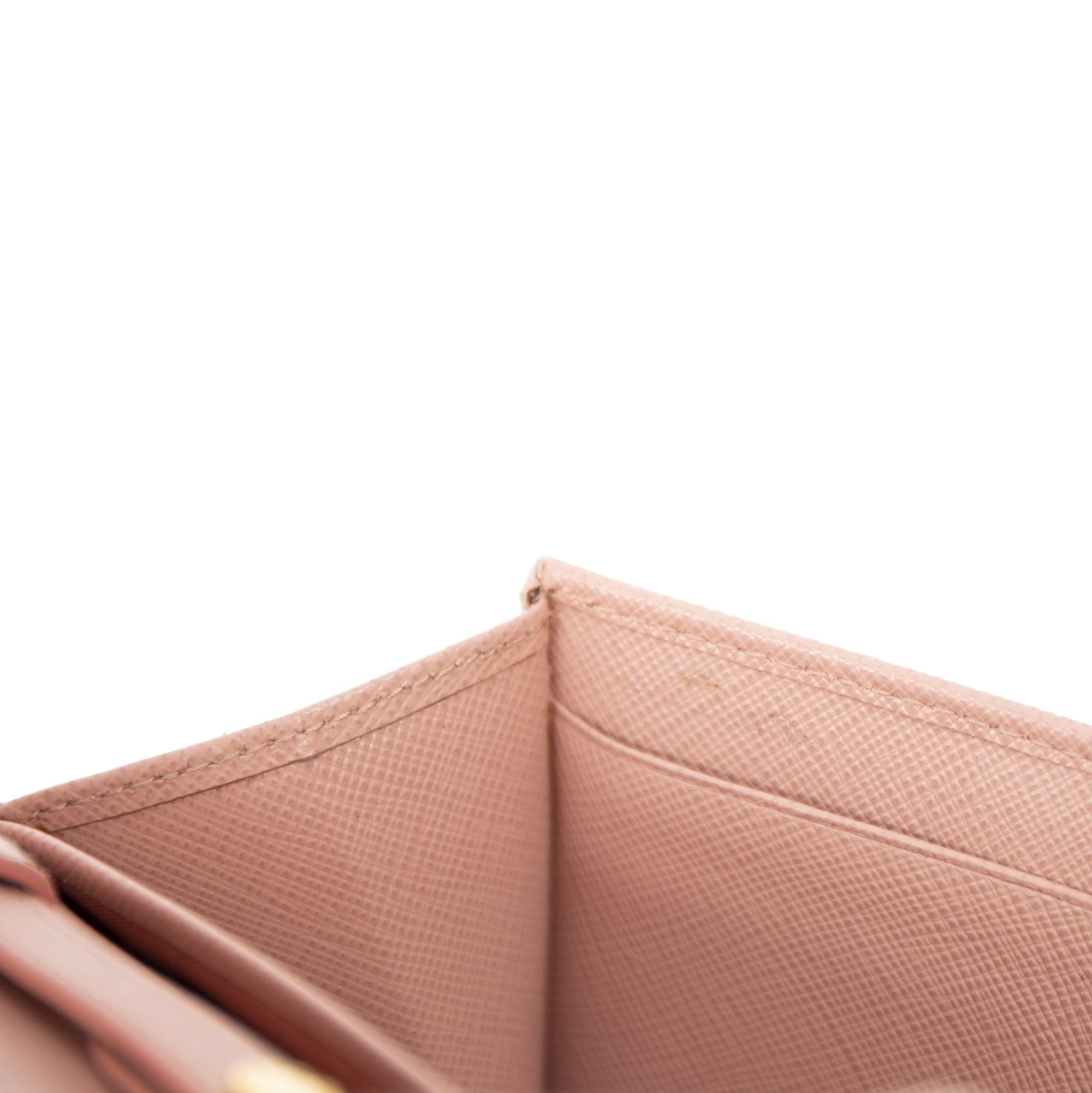 Prada Saffiano Wallet on Chain