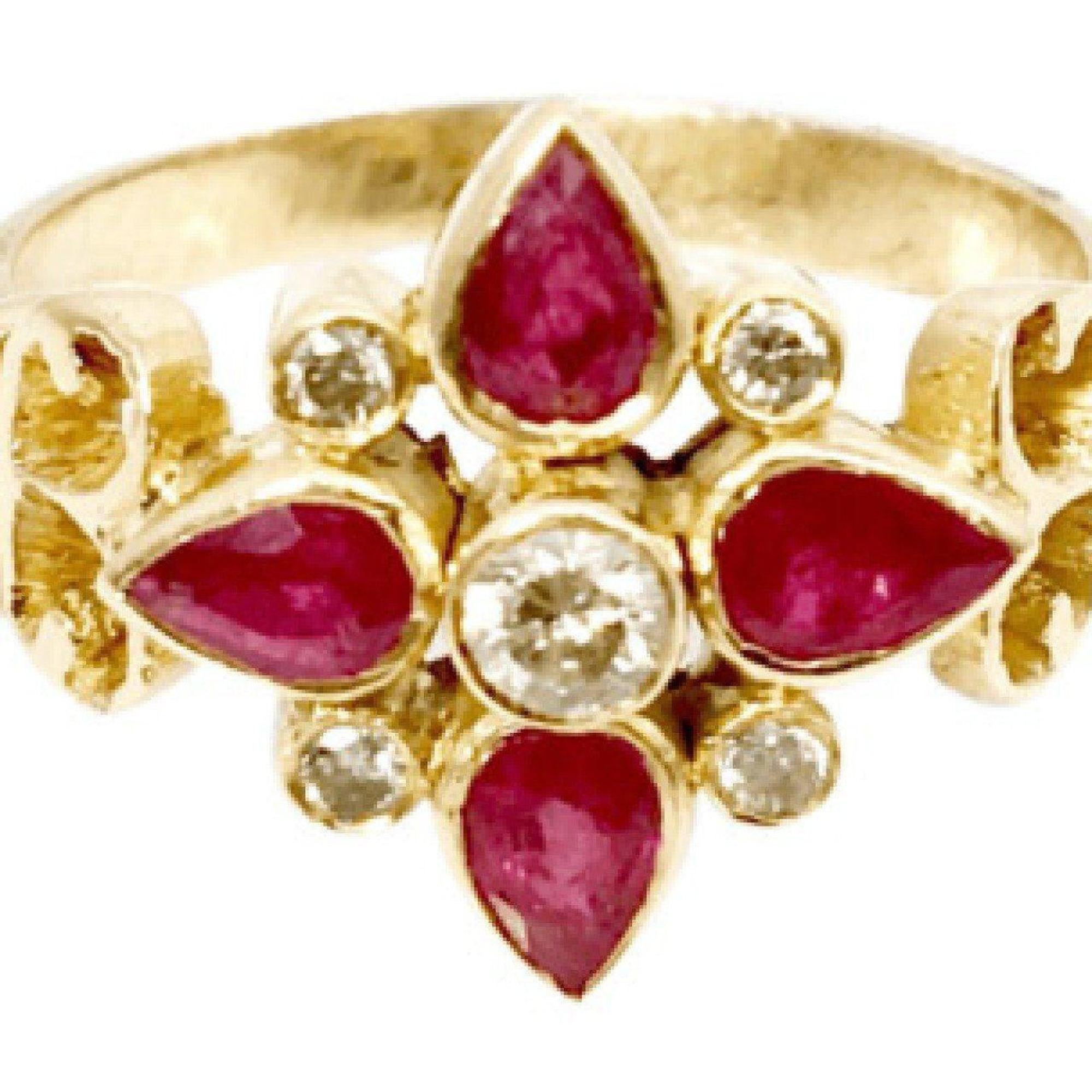 Ruby and Diamond Ring in 18kt Yellow Gold