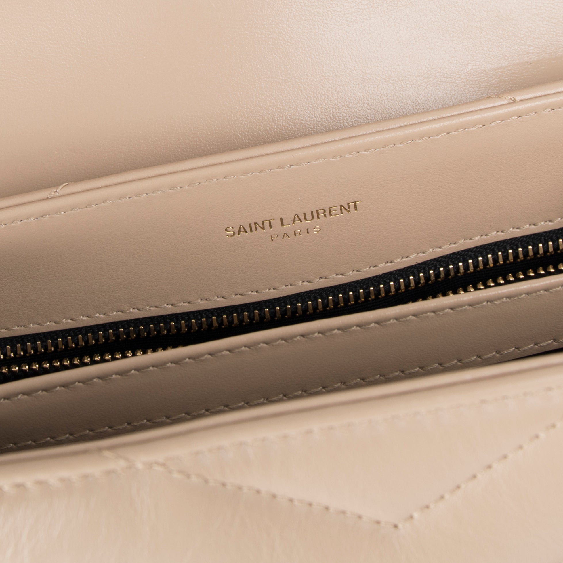 Saint Laurent 2020 Monogram Matelasse Toy Loulou Crossbody Bag w/ Box