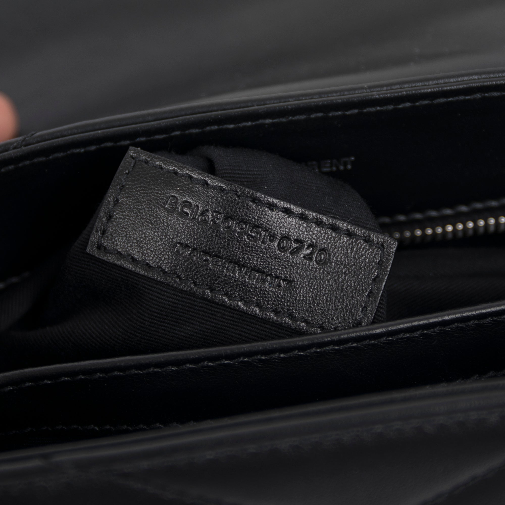 Saint Laurent 2020 Monogram Matelasse Toy Loulou Crossbody Bag w/ Box