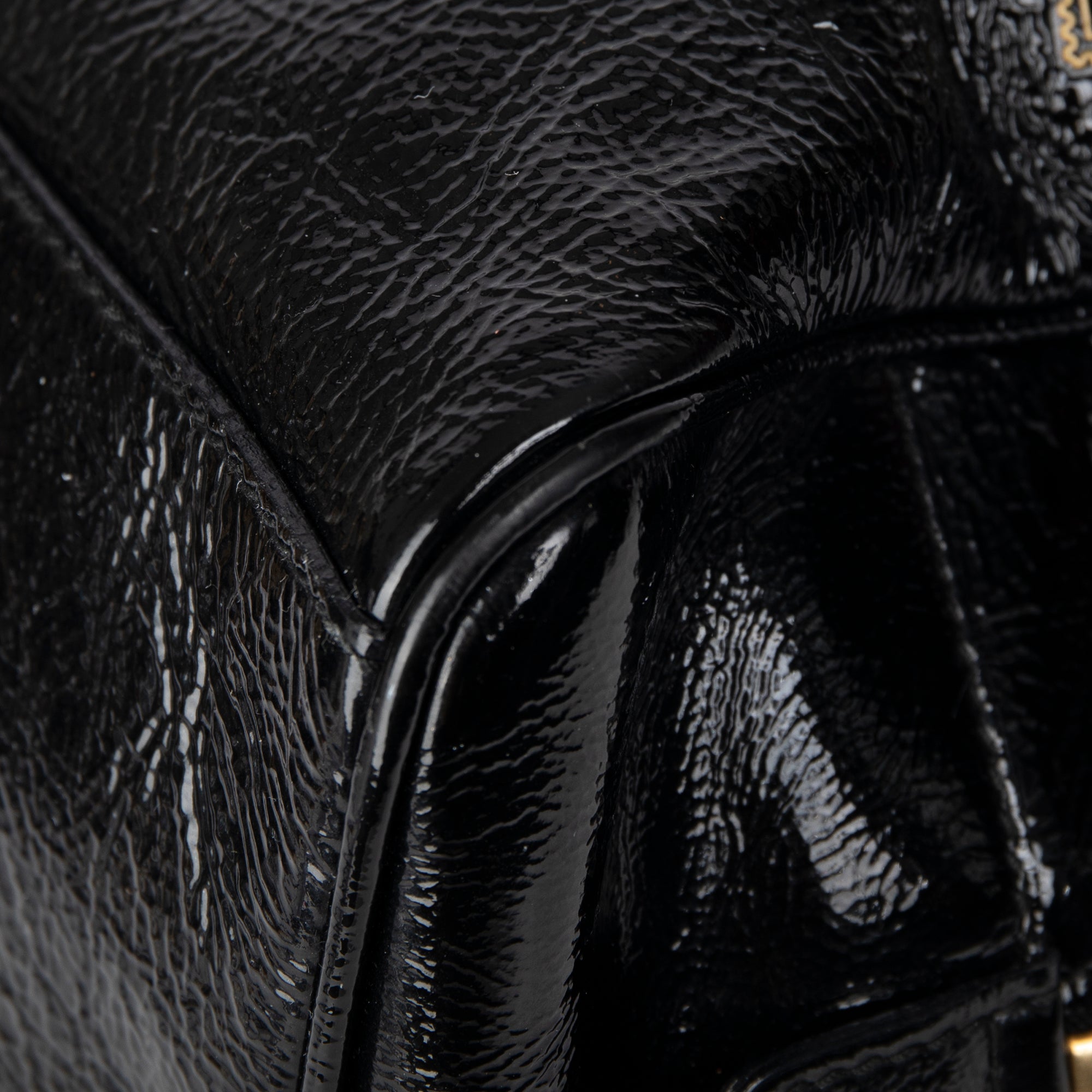 Saint Laurent Y Mail Patent Leather Handle Bag