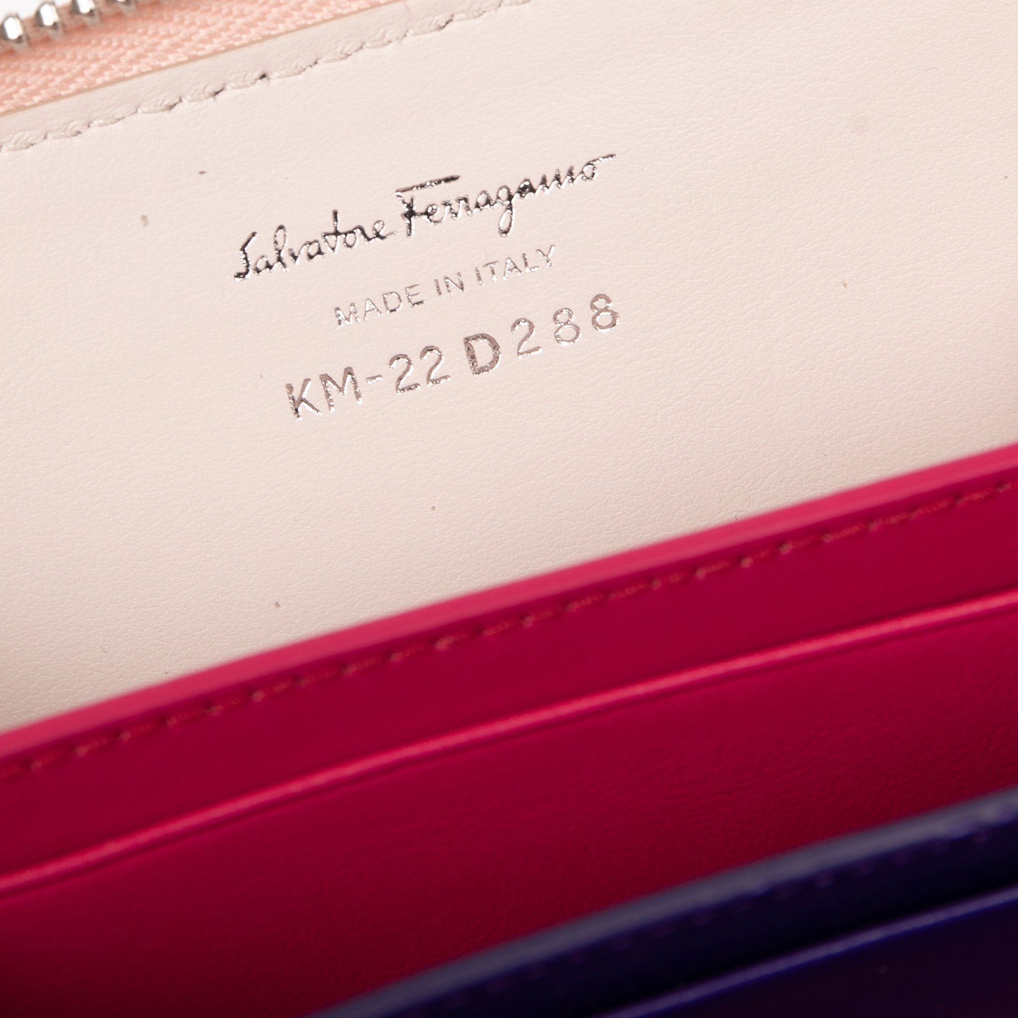 Salvatore Ferragamo Vara Bow Business Card Holder w/ Box