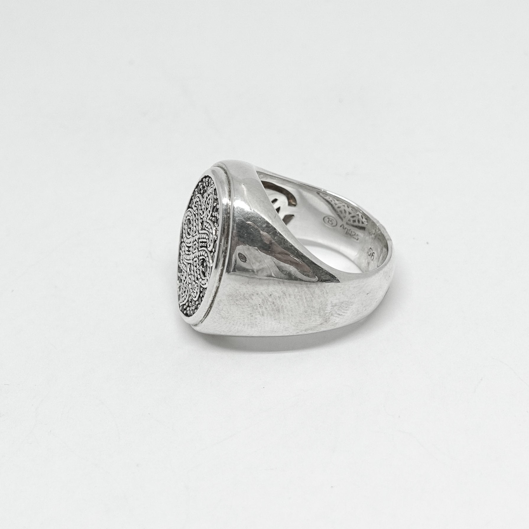 Thomas Sabo Rebel at Heart "≈ìKnot" Ring in Sterling Silver with Black CZ