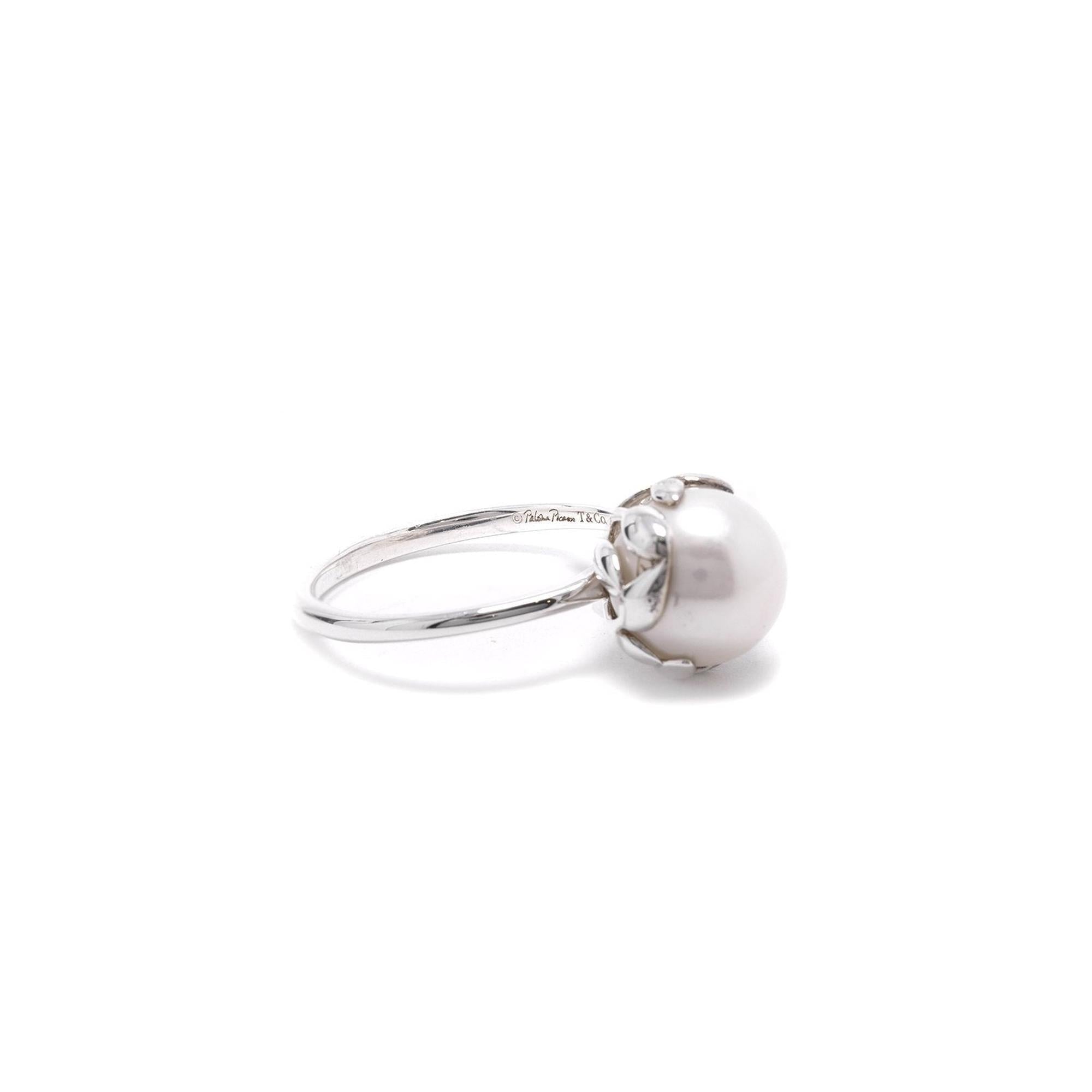 Tiffany & Co. Paloma Picasso Olive Leaf Pearl Ring
