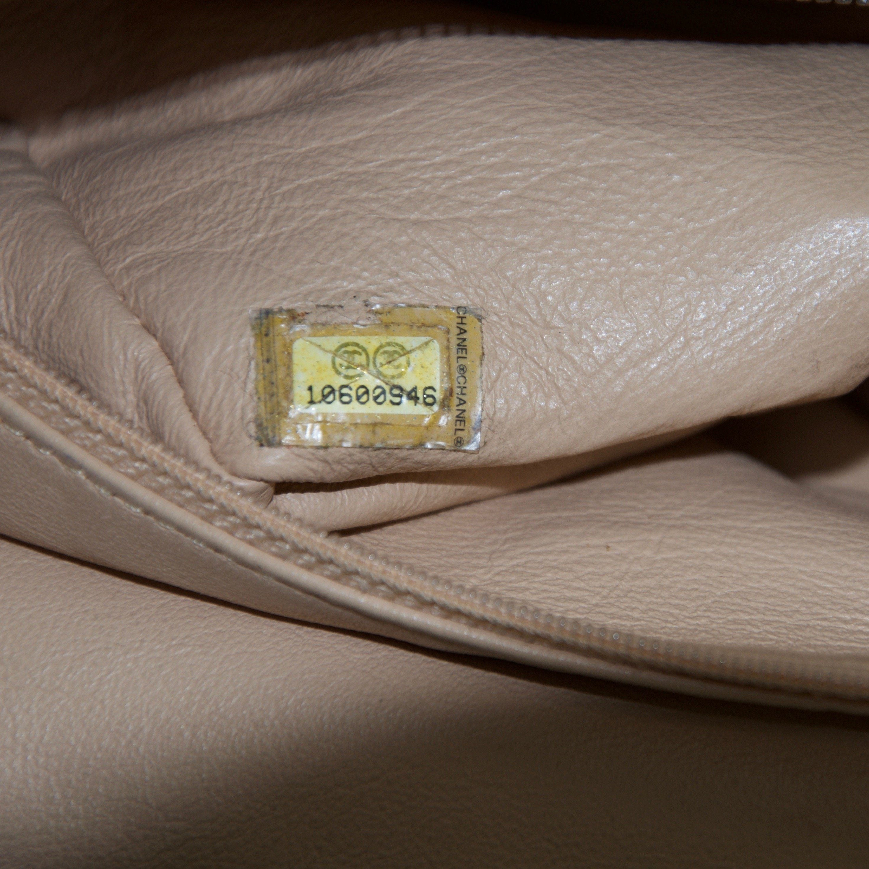 Chanel Luxe Ligne Tote