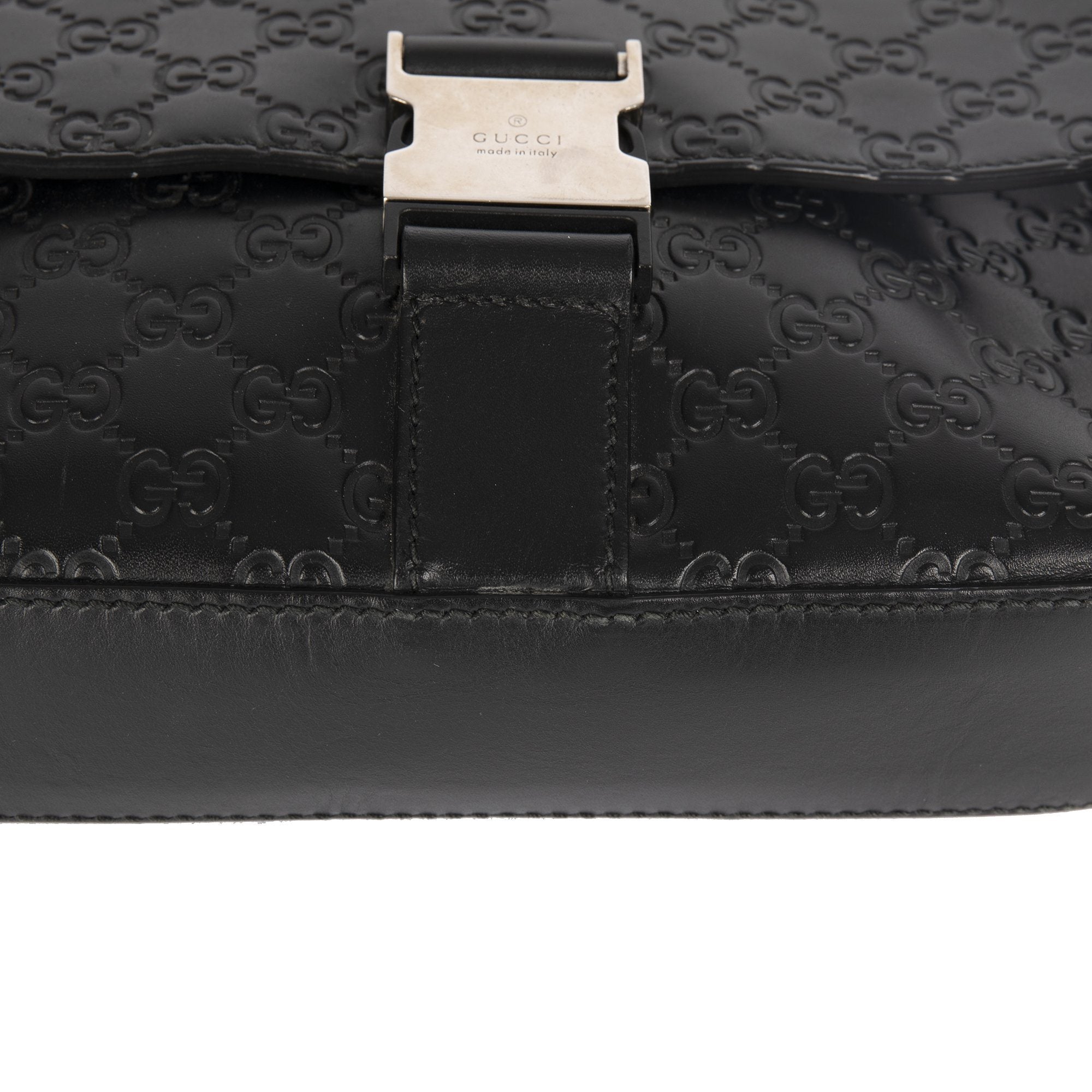 Gucci Signature Leather Messenger Bag