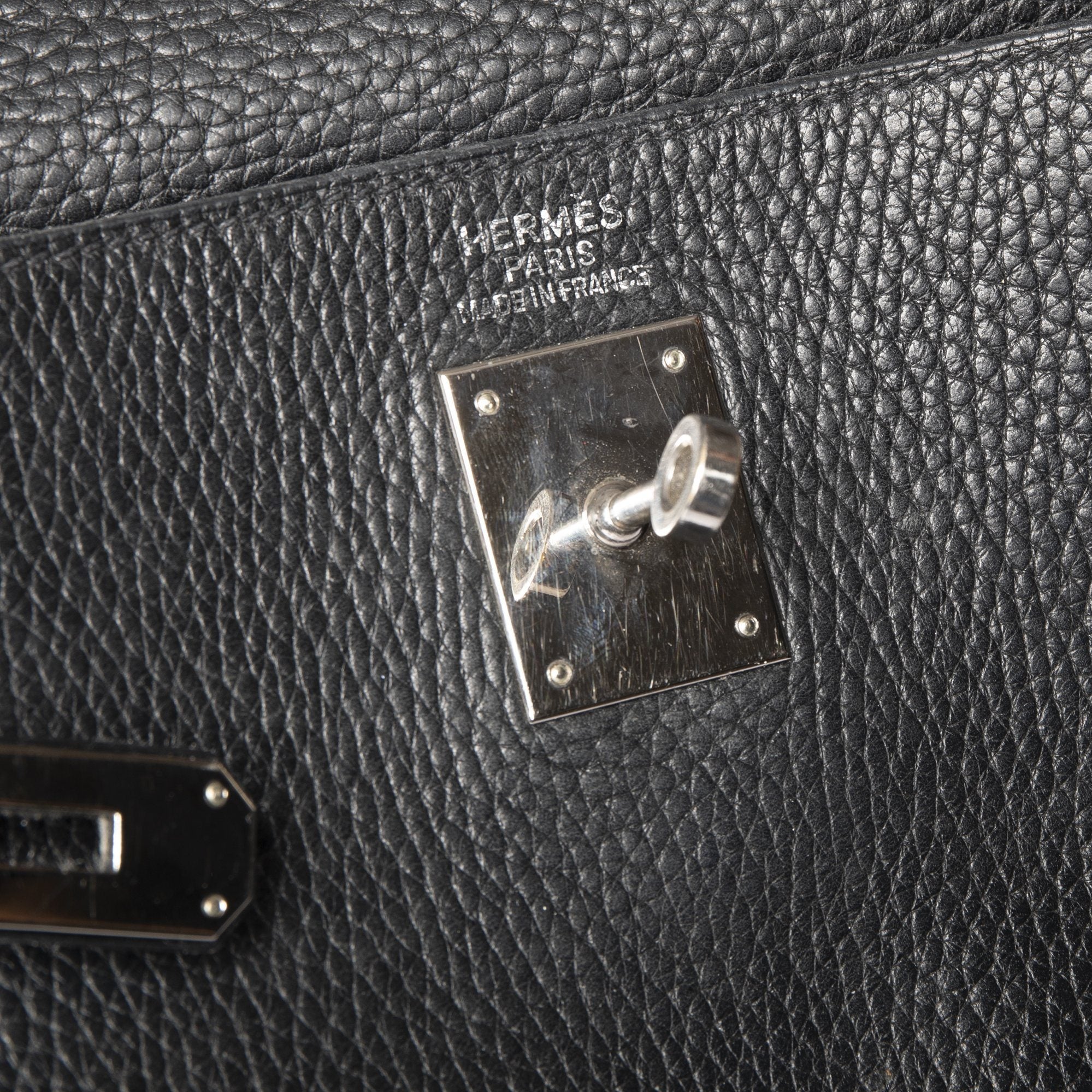 Hermes Black Clemence Kelly Retourne 35