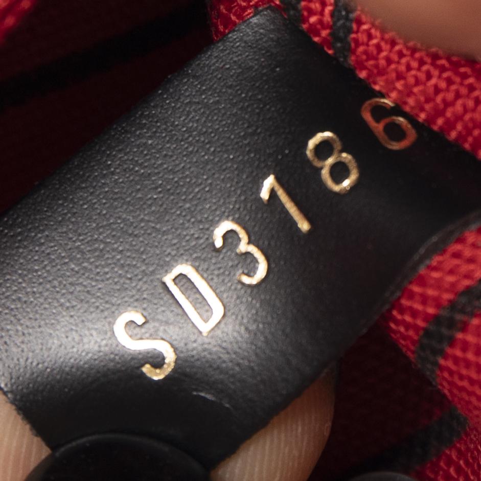 Louis Vuitton 2016 Monogram World Tour Neverfull MM with Pouch