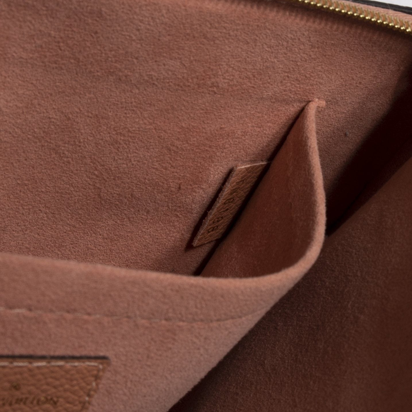 Louis Vuitton 2018 Monogram Daily Pouch w/ Receipt