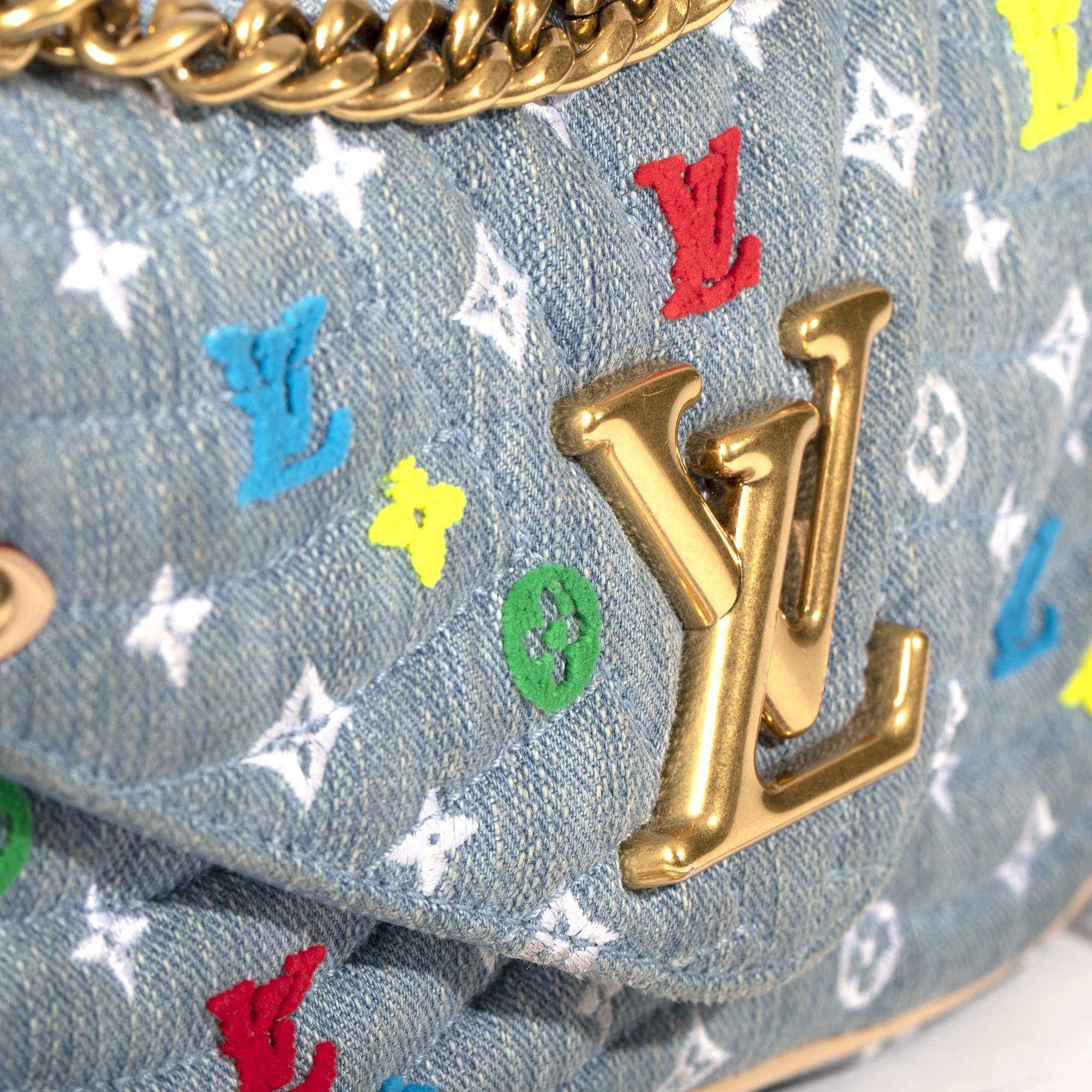 Louis Vuitton 2019 New Wave Chain-Bag MM
