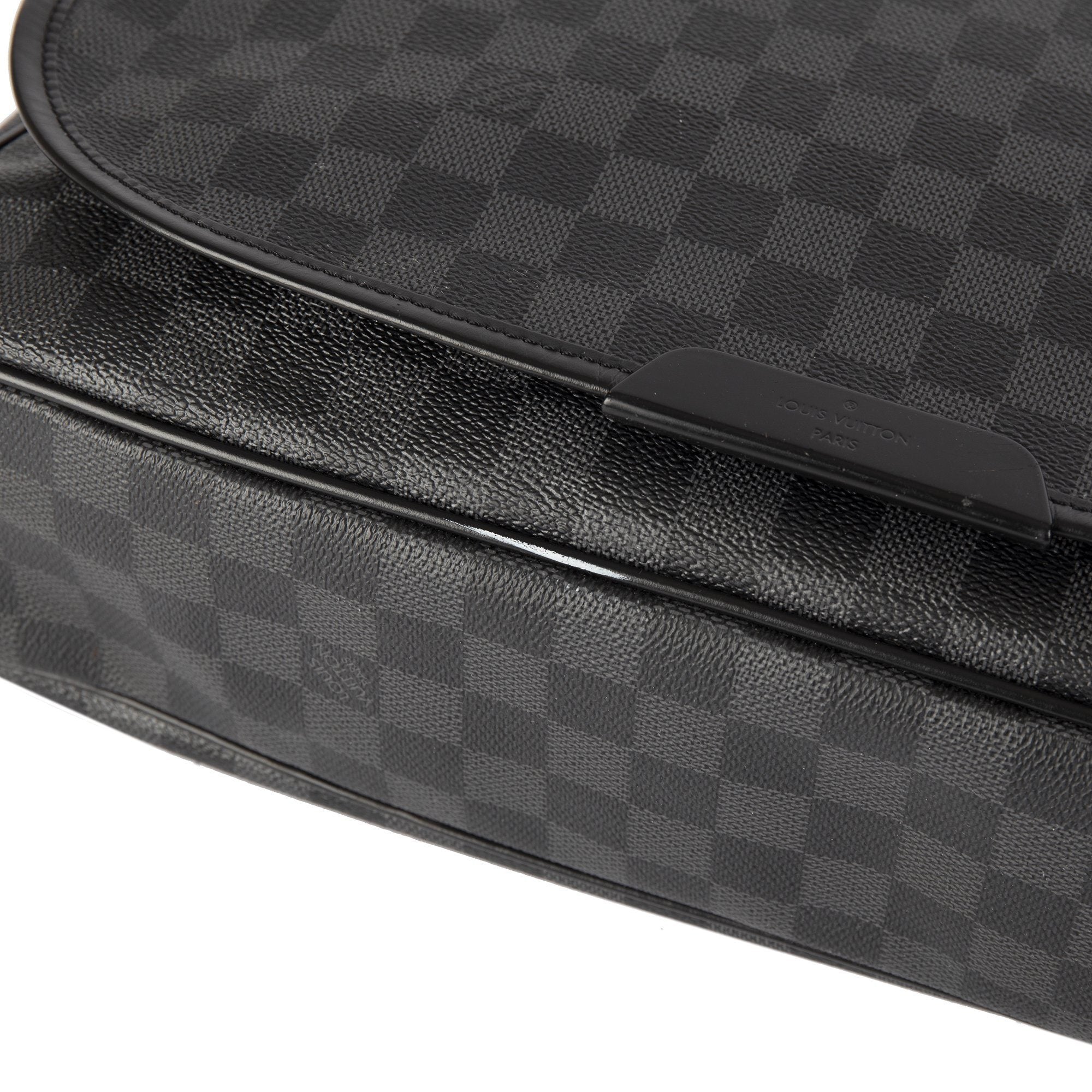 Louis Vuitton Damier Graphite Daniel GM Messenger Bag