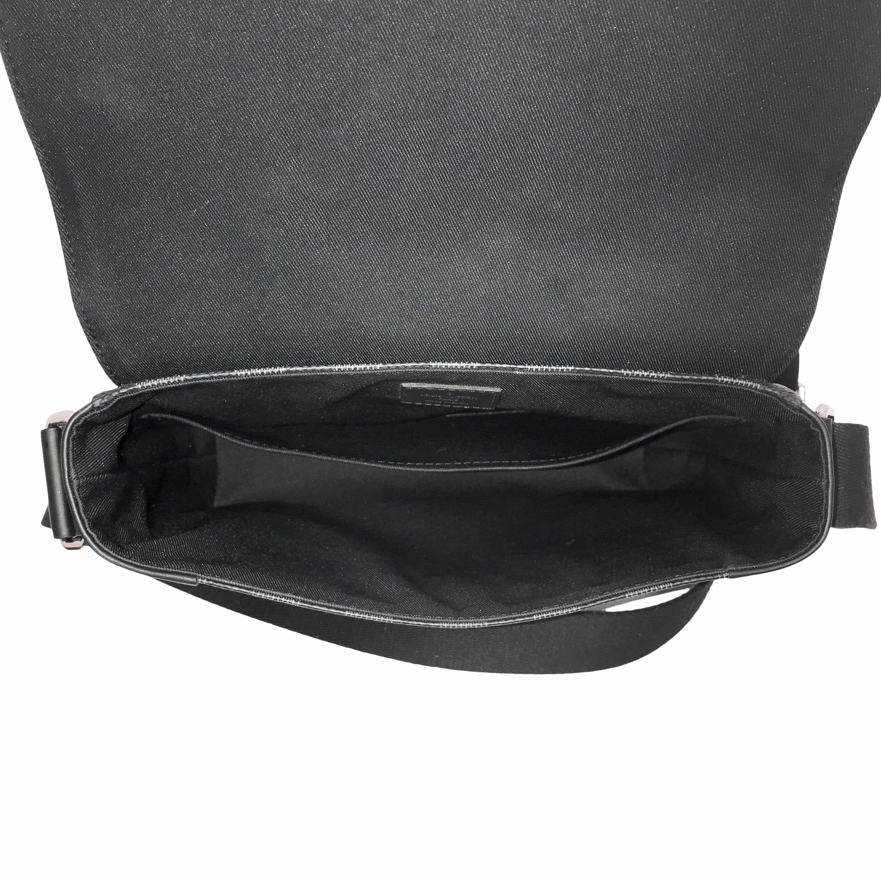 Louis Vuitton Damier Graphite District PM