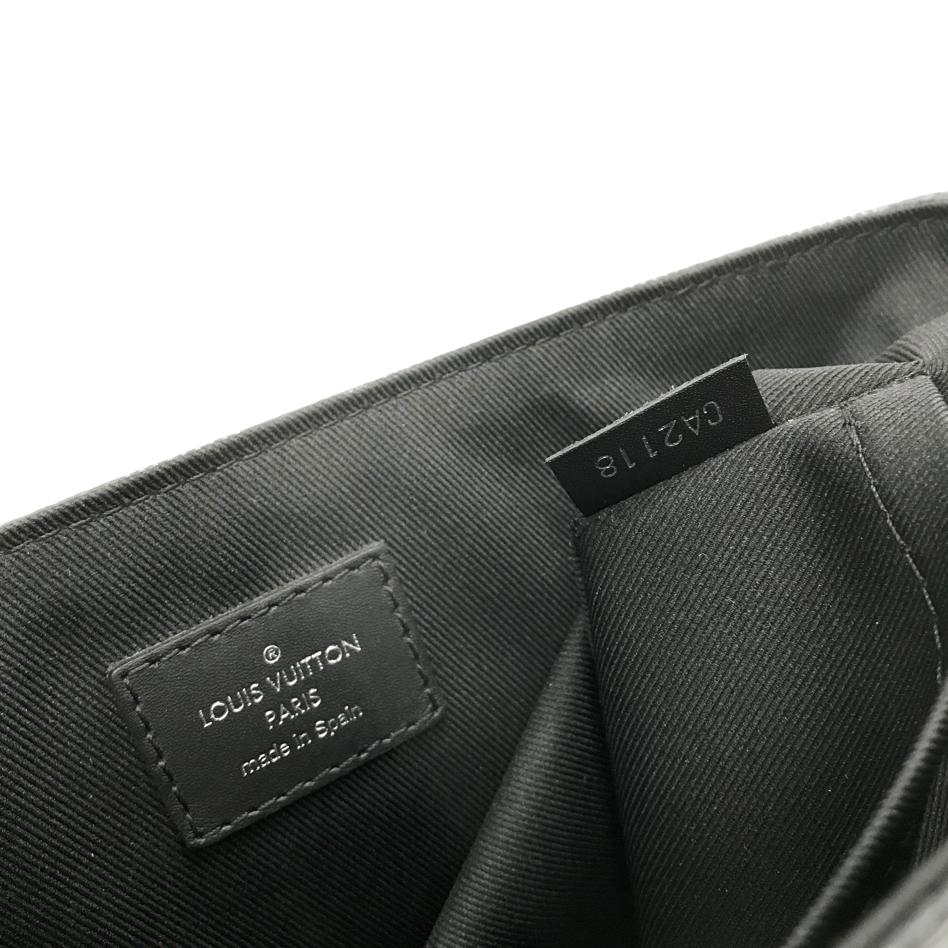 Louis Vuitton Damier Graphite District PM